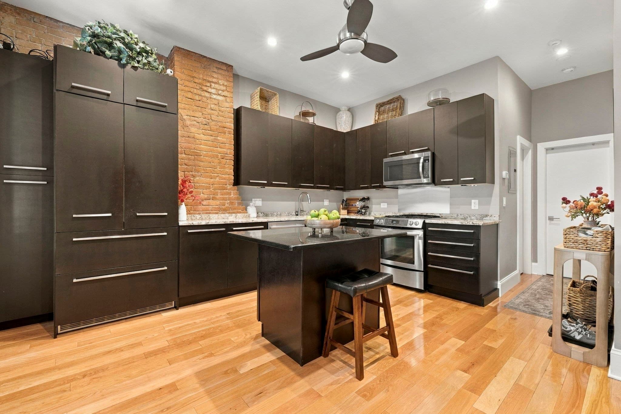 Stock Cooperative at 362 Columbus # B, Boston MA 02116, Boston, photo 5 of 22