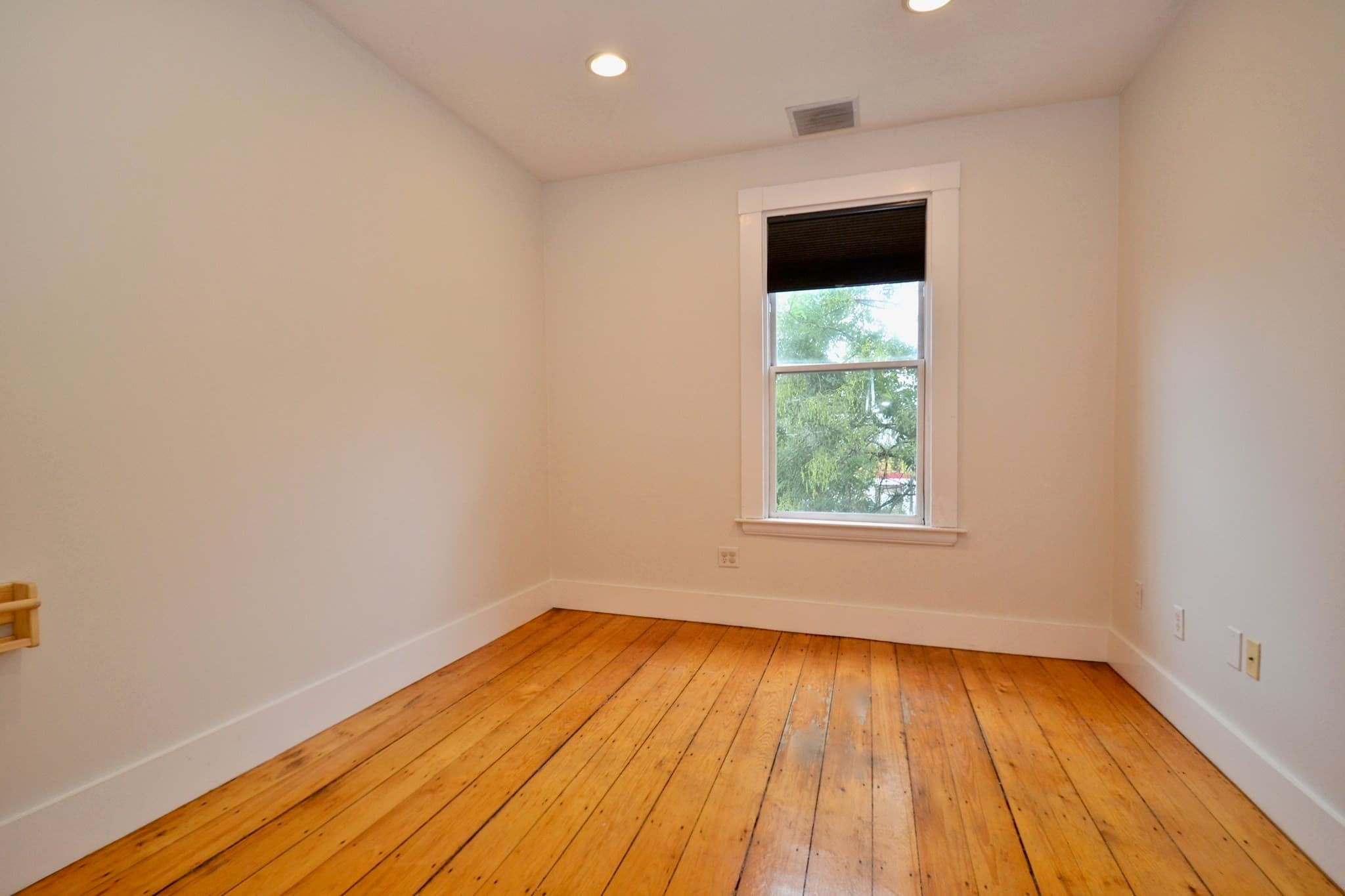 Condominium at 1249 Cambridge Street # 3, Cambridge MA 02139, Cambridge, photo 10 of 12