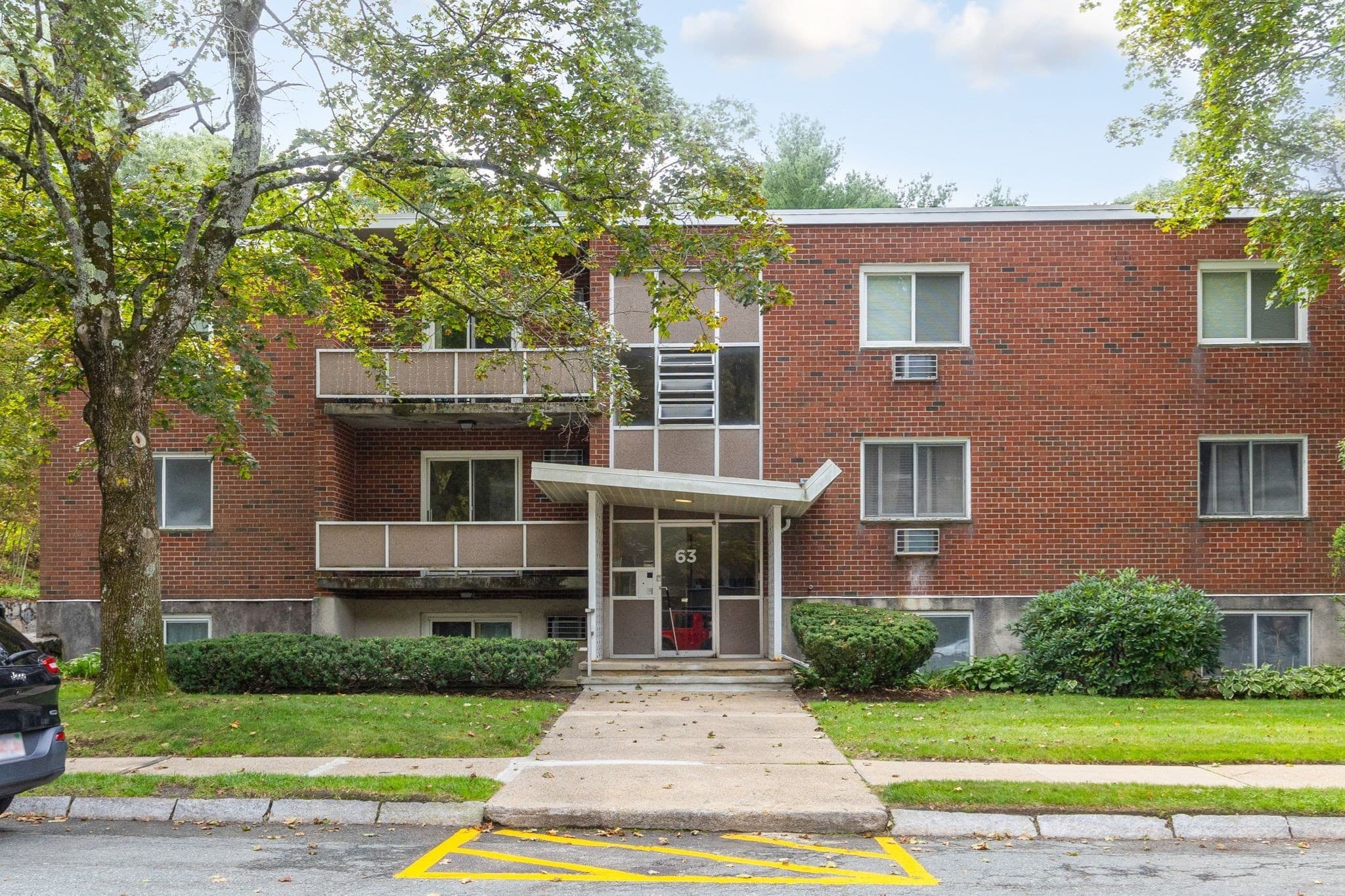 63 Lionel Ave # C, Waltham MA 02452