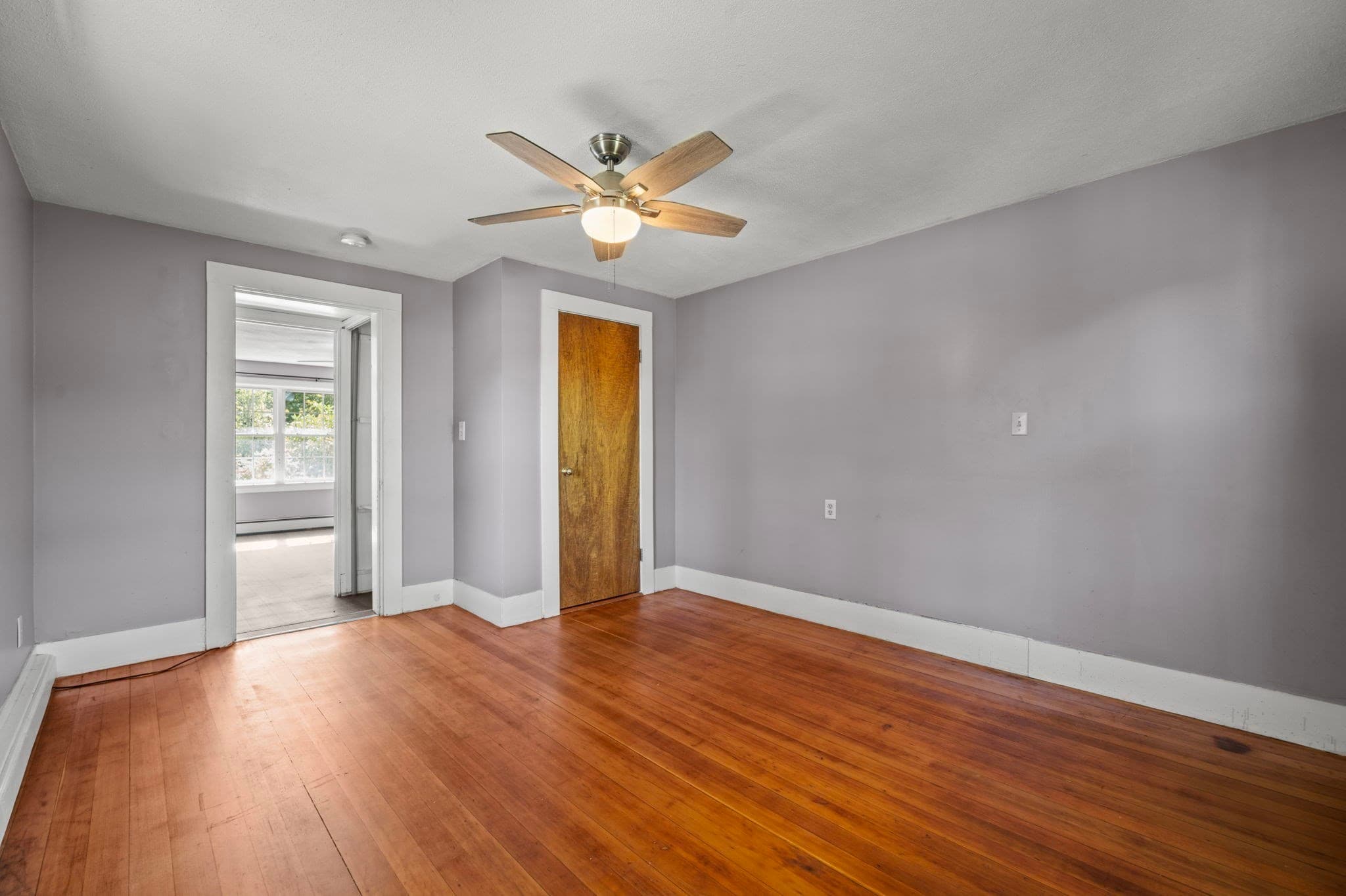 2 Family - 2 Units Up/Down at 52 Forest Park Rd, Woburn MA 01801, Woburn, photo 13 of 33
