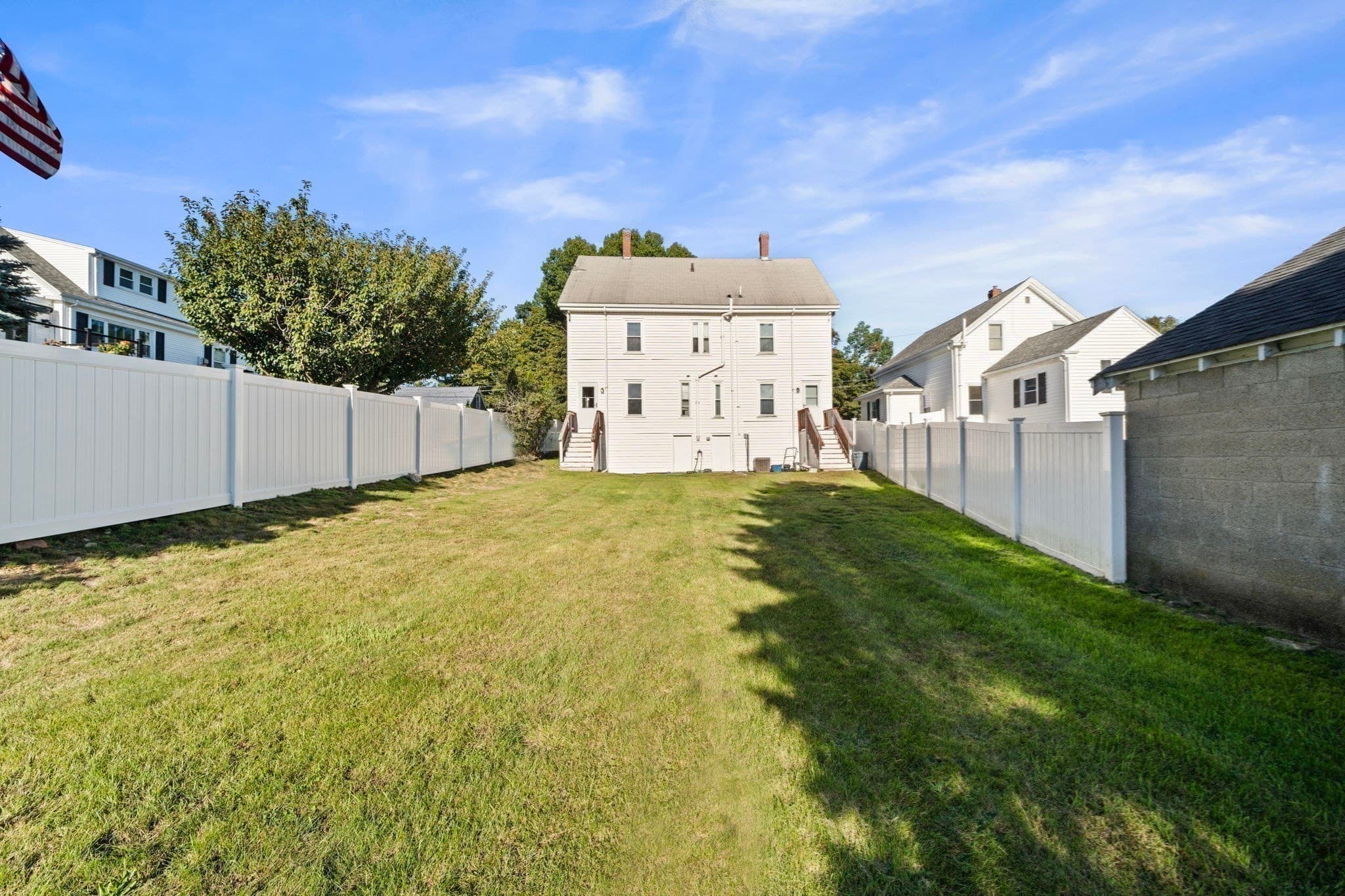 Attached (Townhouse/Rowhouse/Duplex) at 27 Highland St # 27, Woburn MA 01801, photo 28 of 40