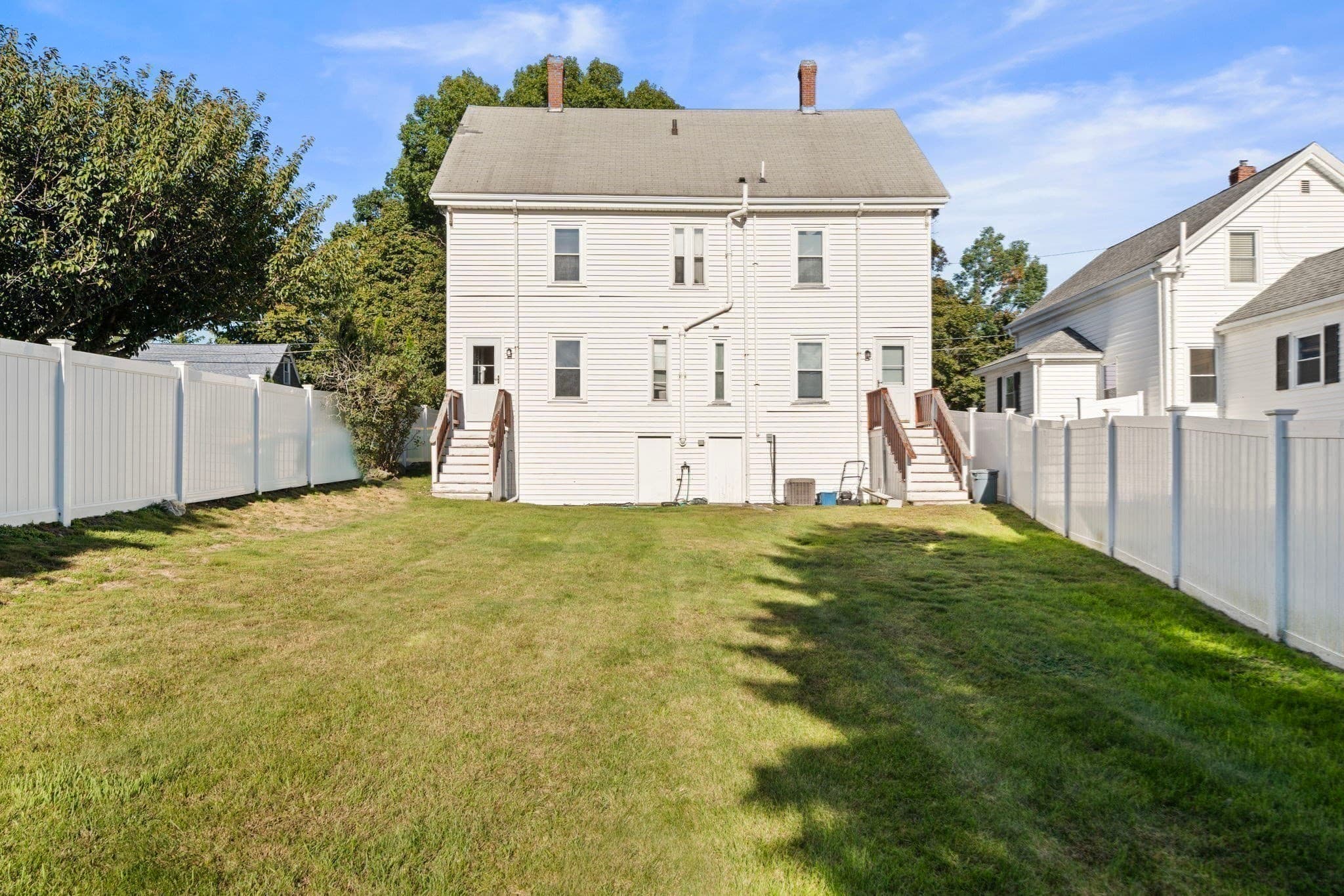 Attached (Townhouse/Rowhouse/Duplex) at 27 Highland St # 27, Woburn MA 01801, photo 29 of 40