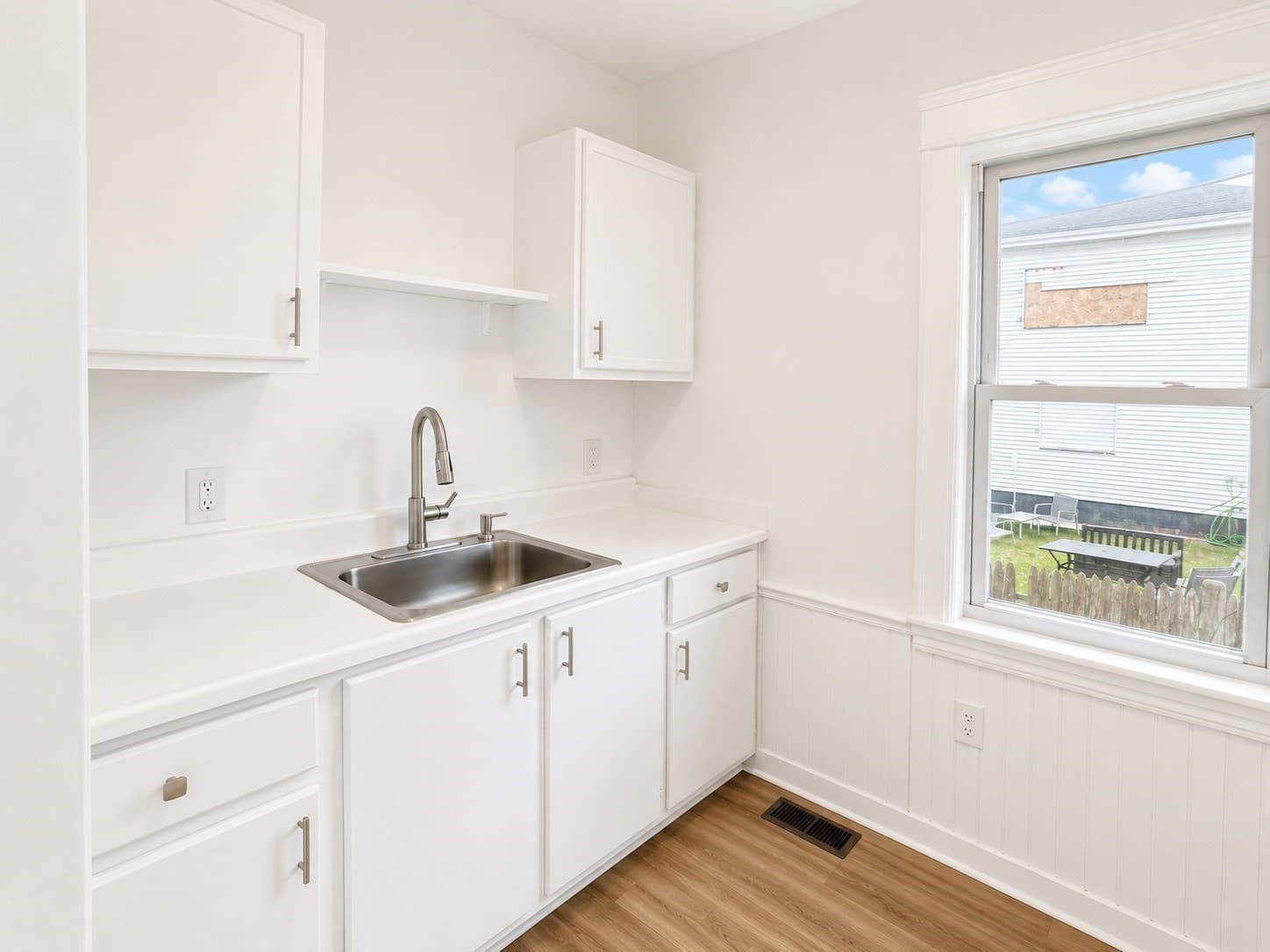 4 Family at 31 Granby And 16.5 Caprera Rd, Worcester MA 01604, Worcester, photo 13 of 35