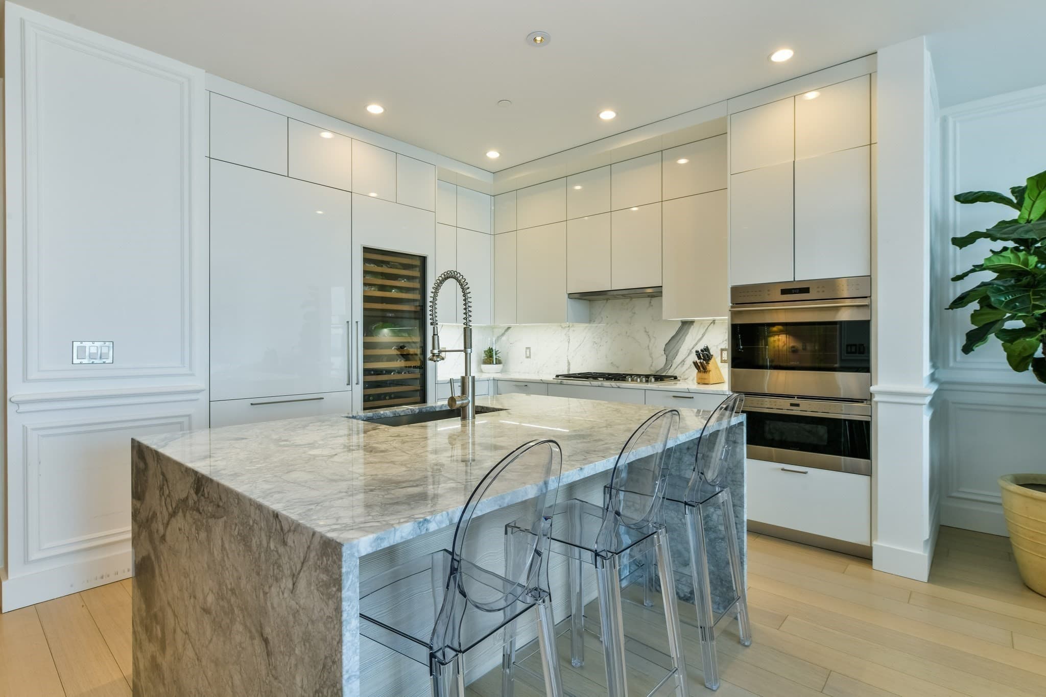 Condominium at 1 Franklin St. # 5101, Boston MA 02110, Boston, photo 3 of 20
