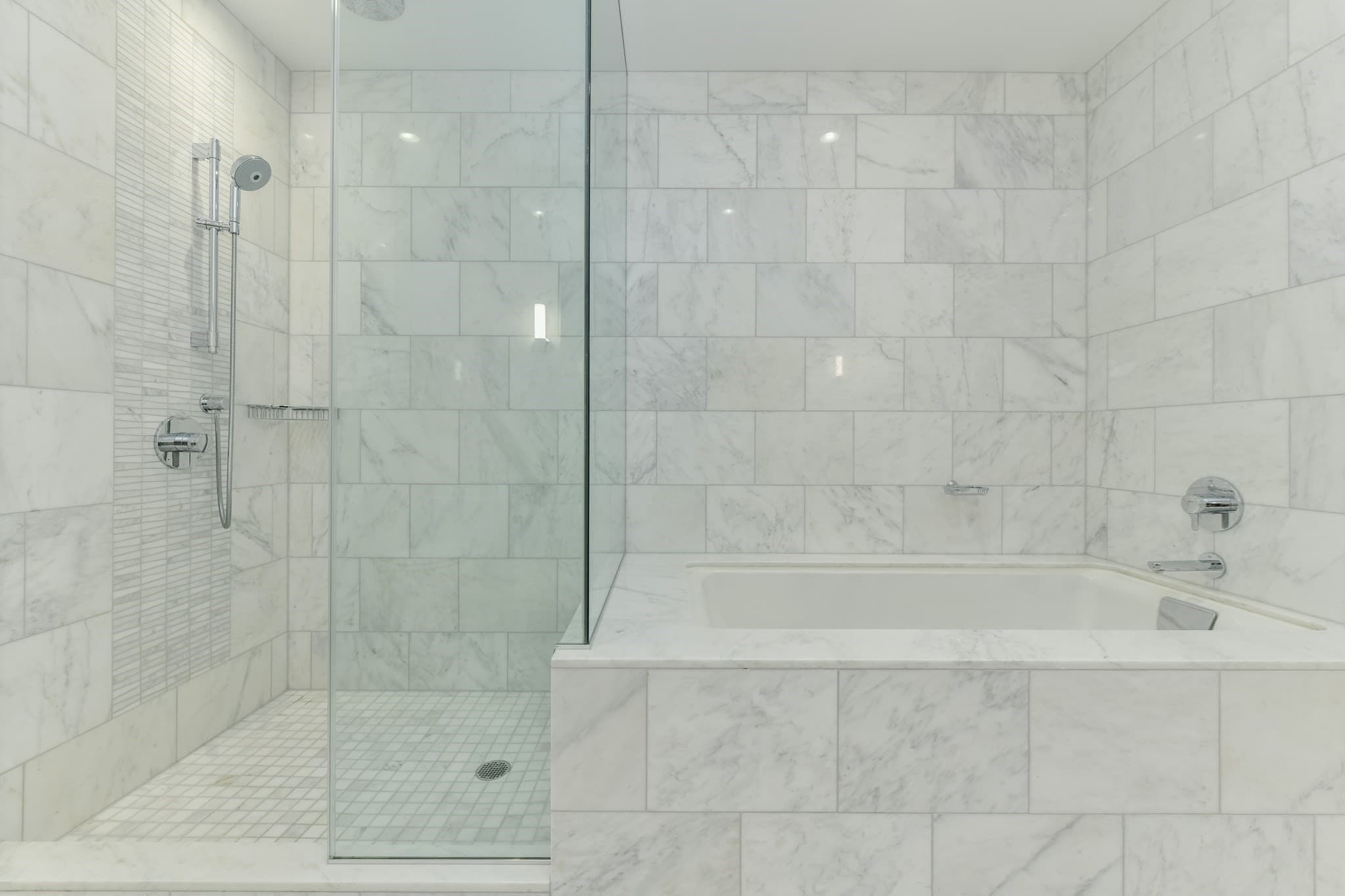 Condominium at 1 Franklin St. # 5101, Boston MA 02110, Boston, photo 19 of 20
