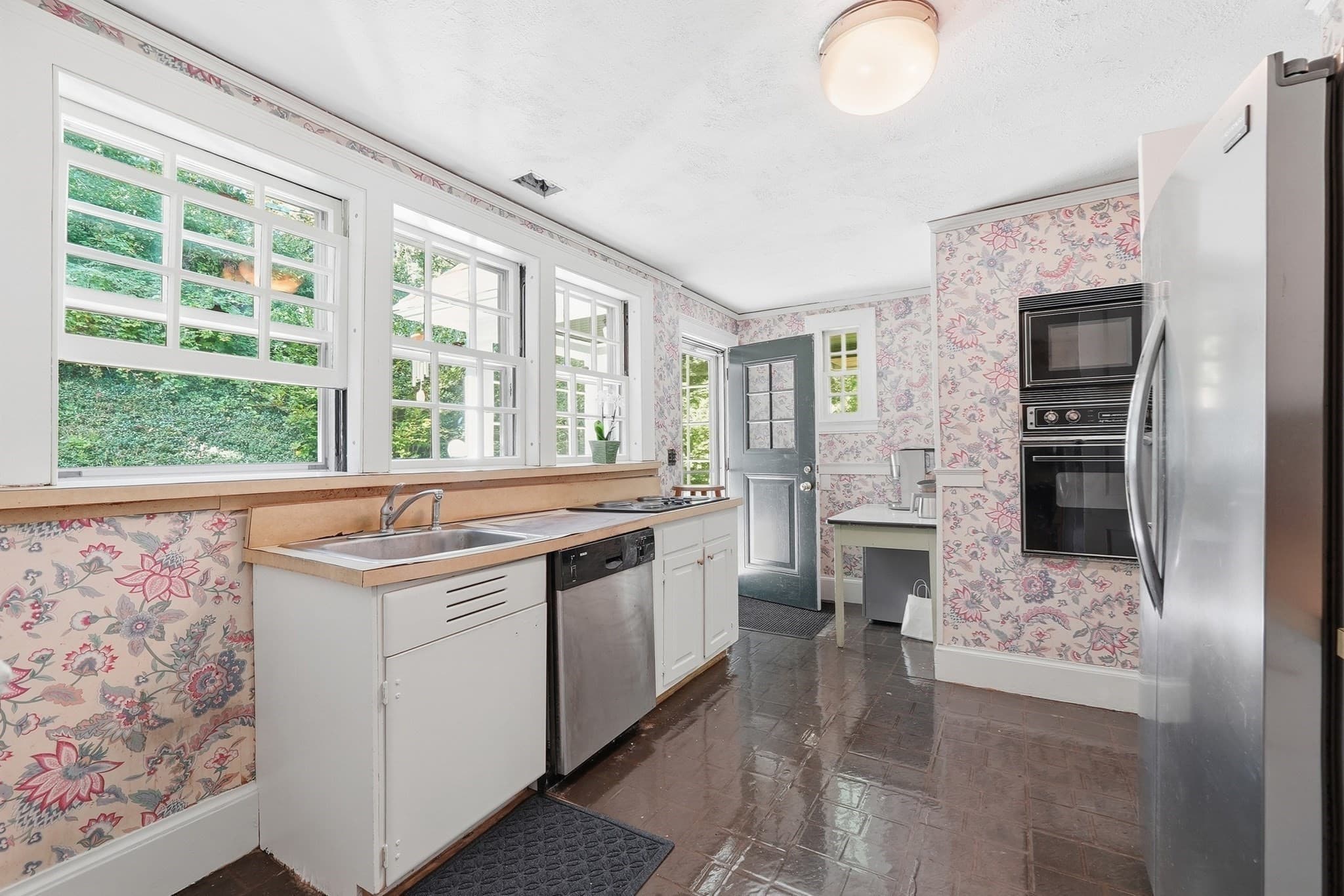 Single Family Residence at 39 Otsego Road, Worcester MA 01609, Worcester, photo 20 of 35