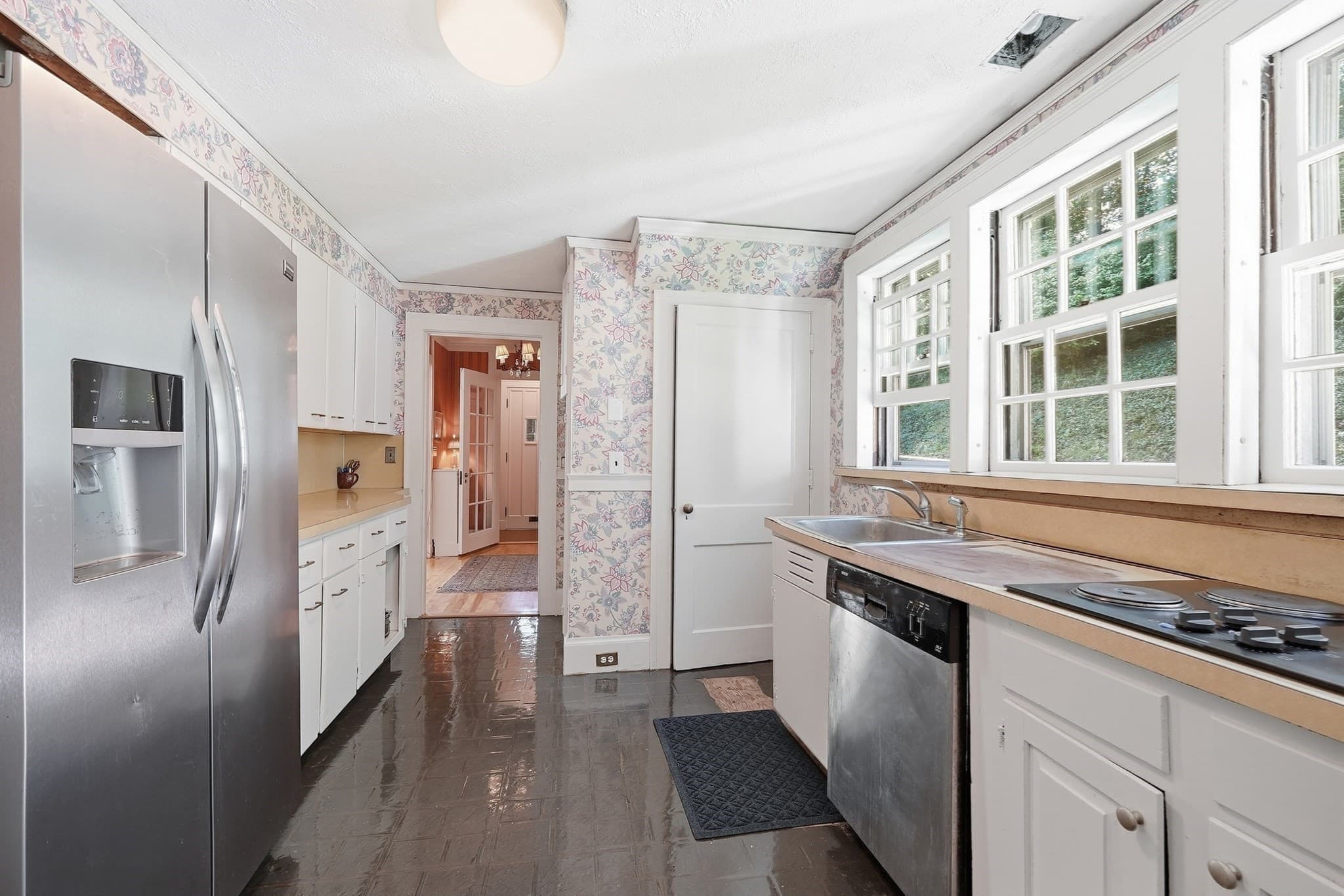 Single Family Residence at 39 Otsego Road, Worcester MA 01609, Worcester, photo 19 of 35