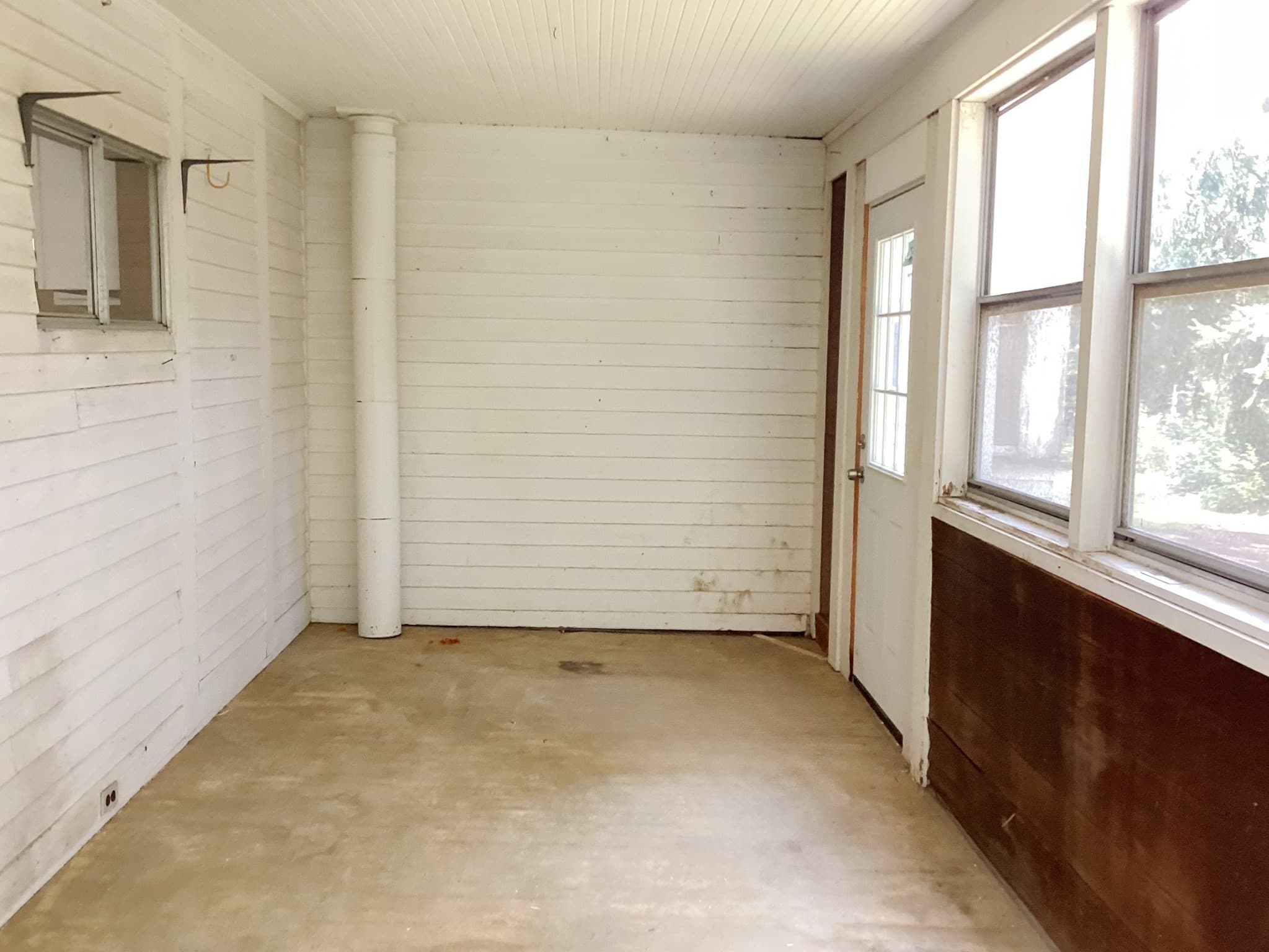 Single Family Residence at 365 South Main St, Attleboro MA 02703, Attleboro, photo 9 of 35