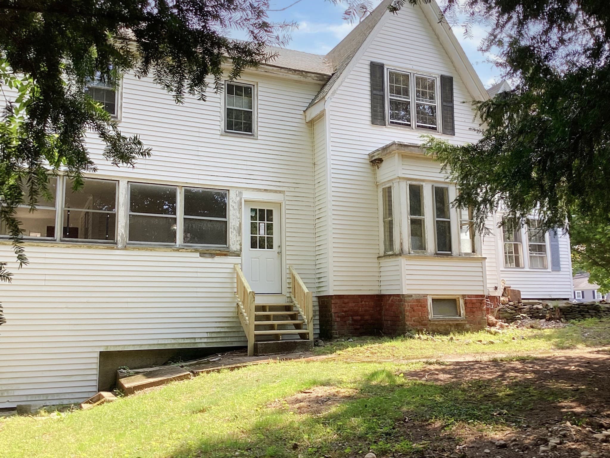 Single Family Residence at 365 South Main St, Attleboro MA 02703, Attleboro, photo 4 of 35