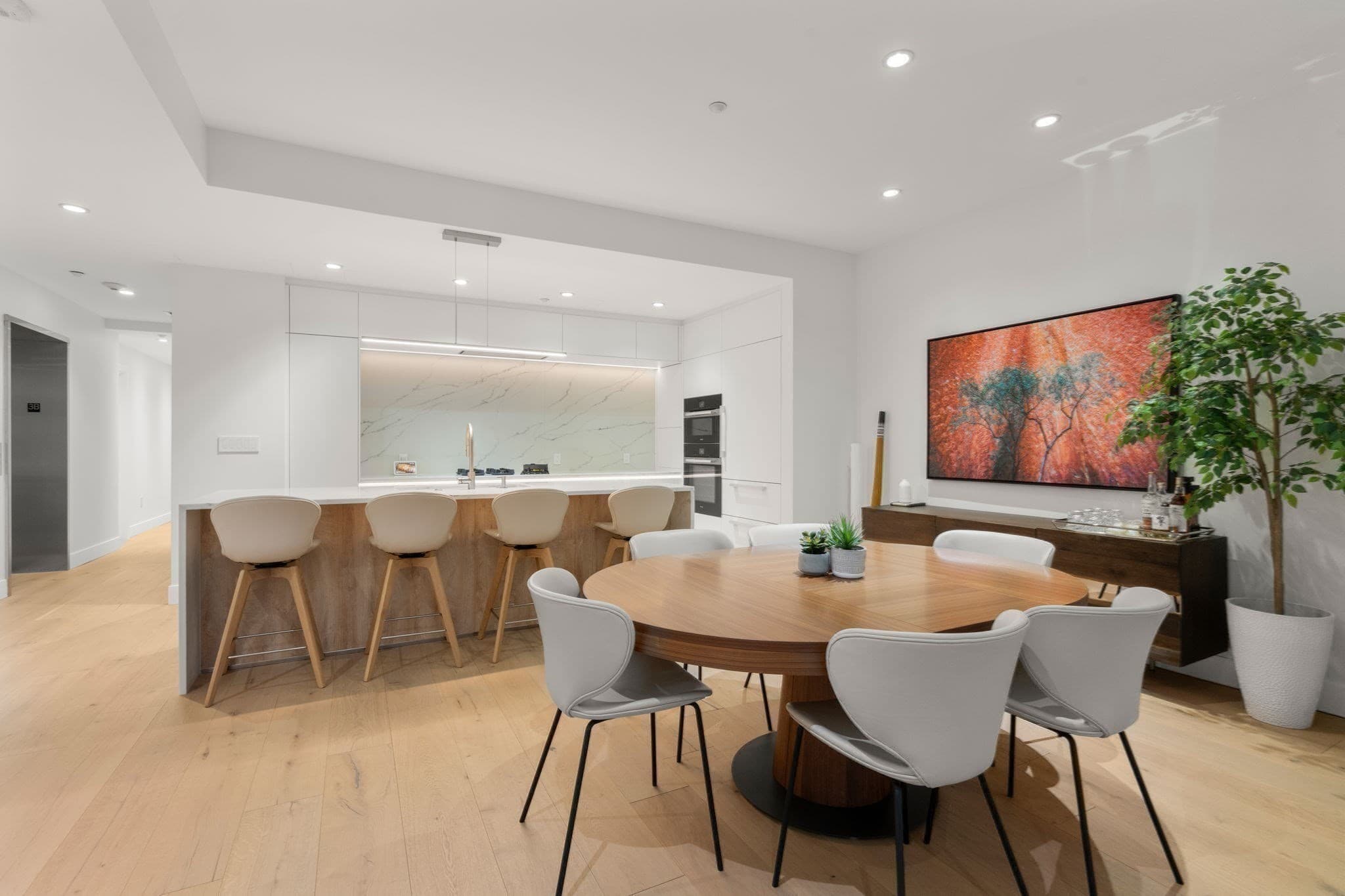 Condominium at 303 Columbus Ave # 306, Boston MA 02116, Boston, photo 2 of 37