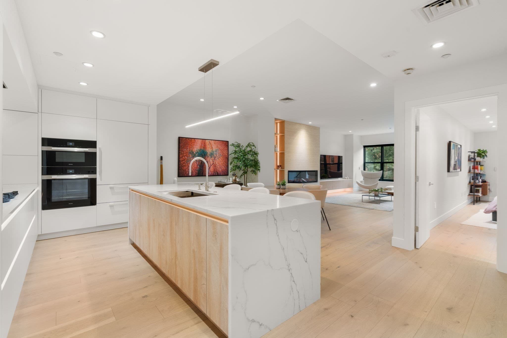 Condominium at 303 Columbus Ave # 306, Boston MA 02116, Boston, photo 5 of 37