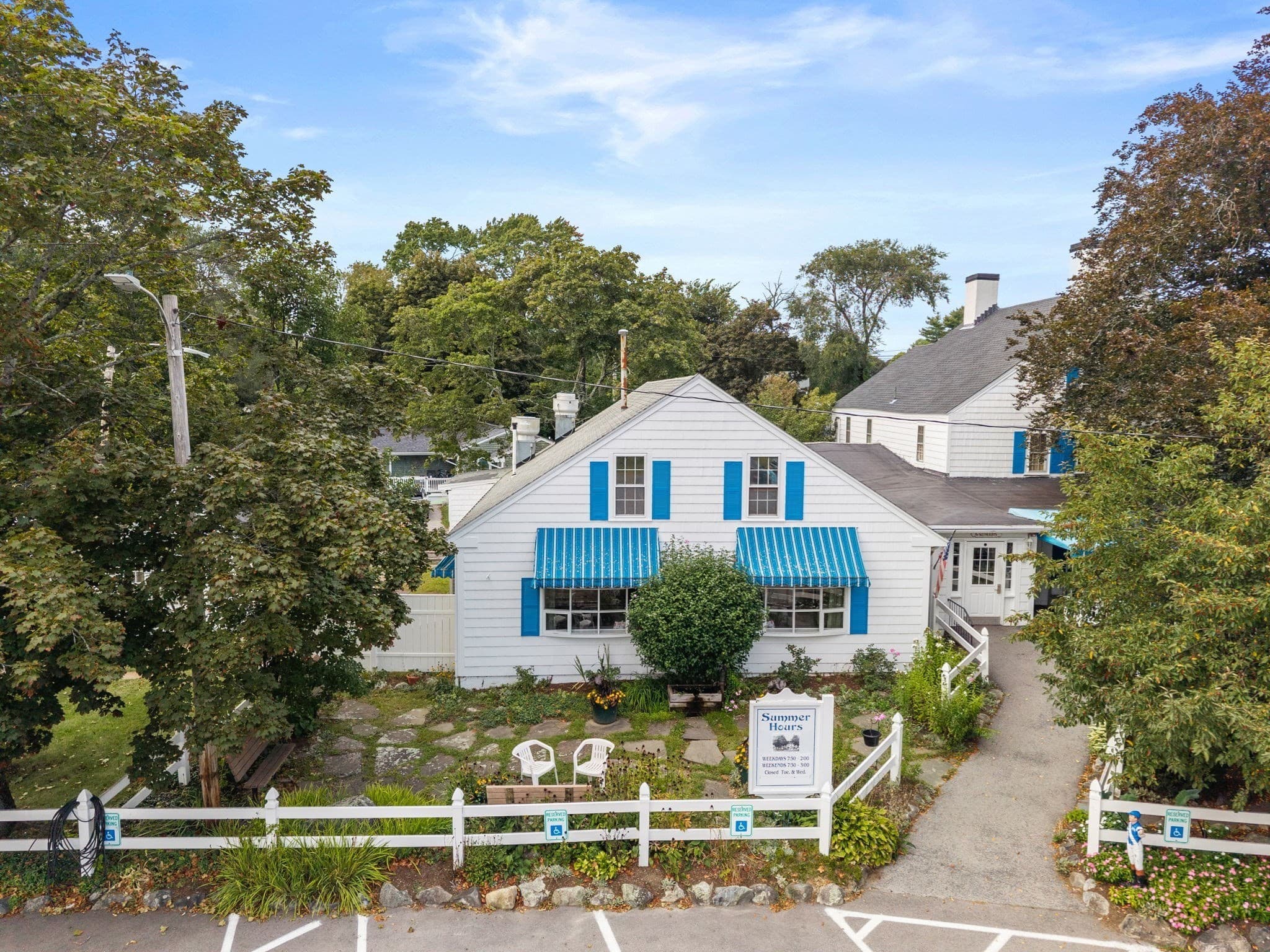 Single Family Residence at 26 Main St, Rowley MA 01969, Rowley, photo 6 of 11