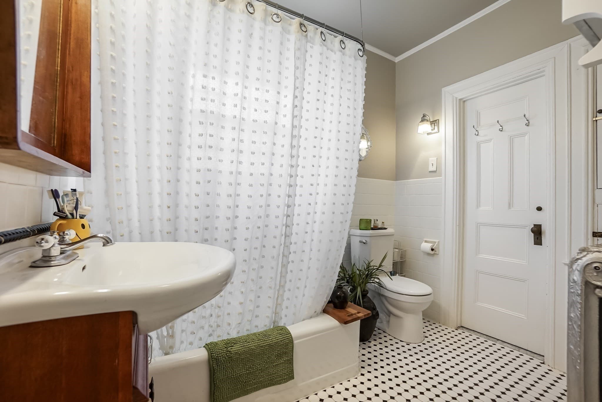 Single Family Residence at 23 Prospect St, Marlborough MA 01752, Marlborough, photo 21 of 42
