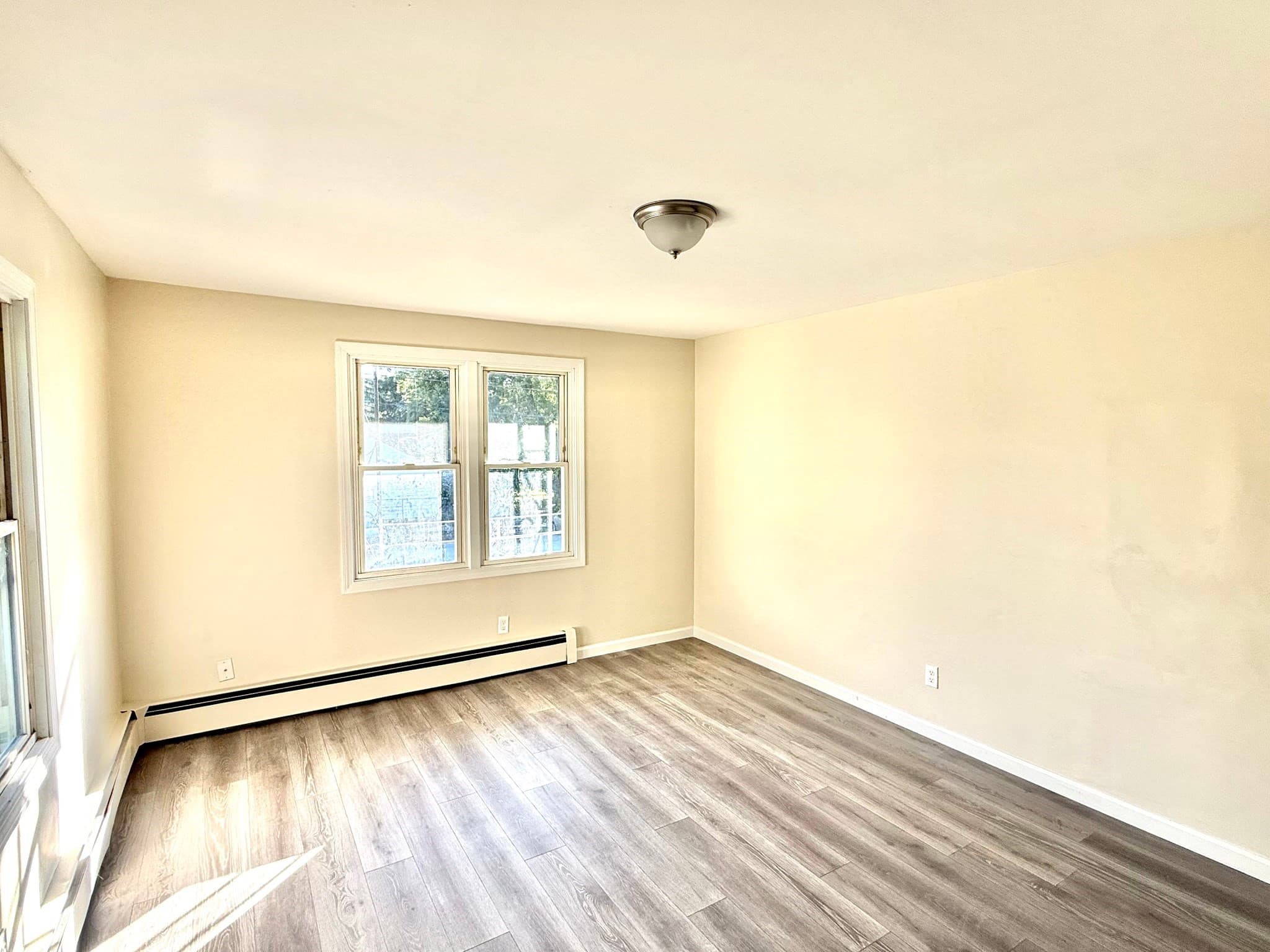 Commercial Sale at 4 Dale Ct, Chicopee MA 01013, Chicopee, photo 17 of 30