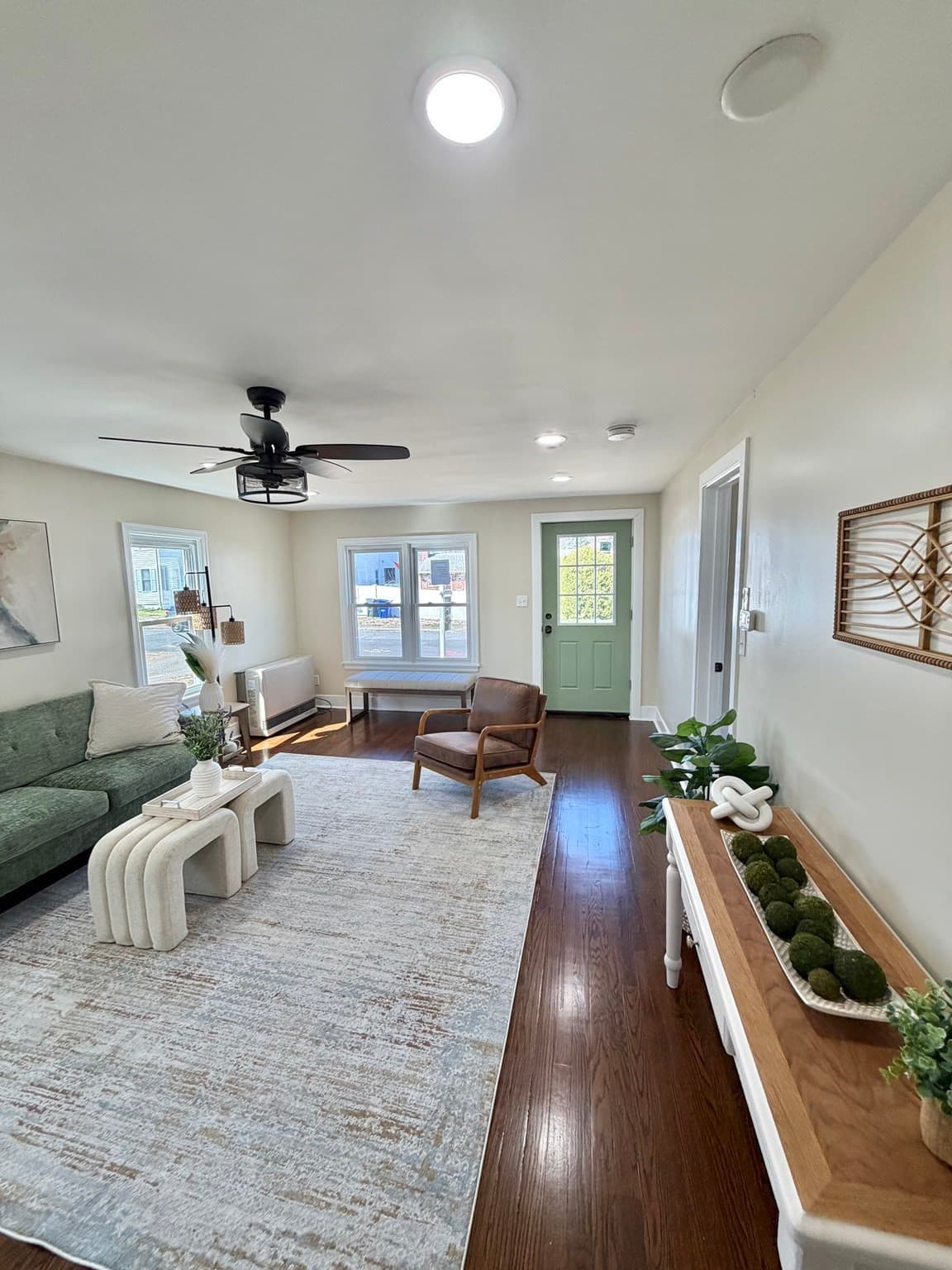 Single Family Residence at 26 Mt Tom Ave, Easthampton MA 01027, Easthampton, photo 8 of 42
