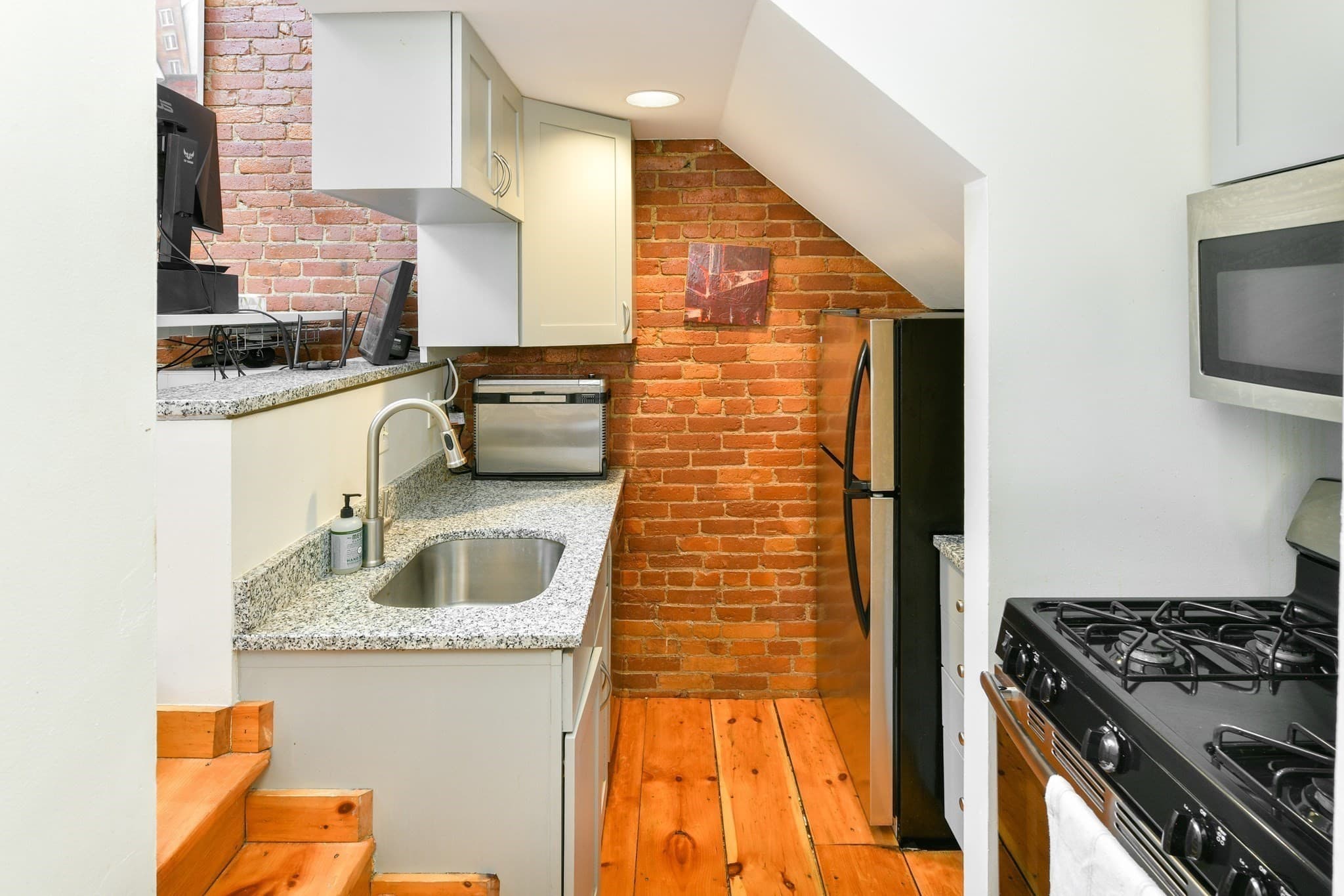 Condominium at 504 Massachusetts Ave # 1, Boston MA 02118, Boston, photo 5 of 15