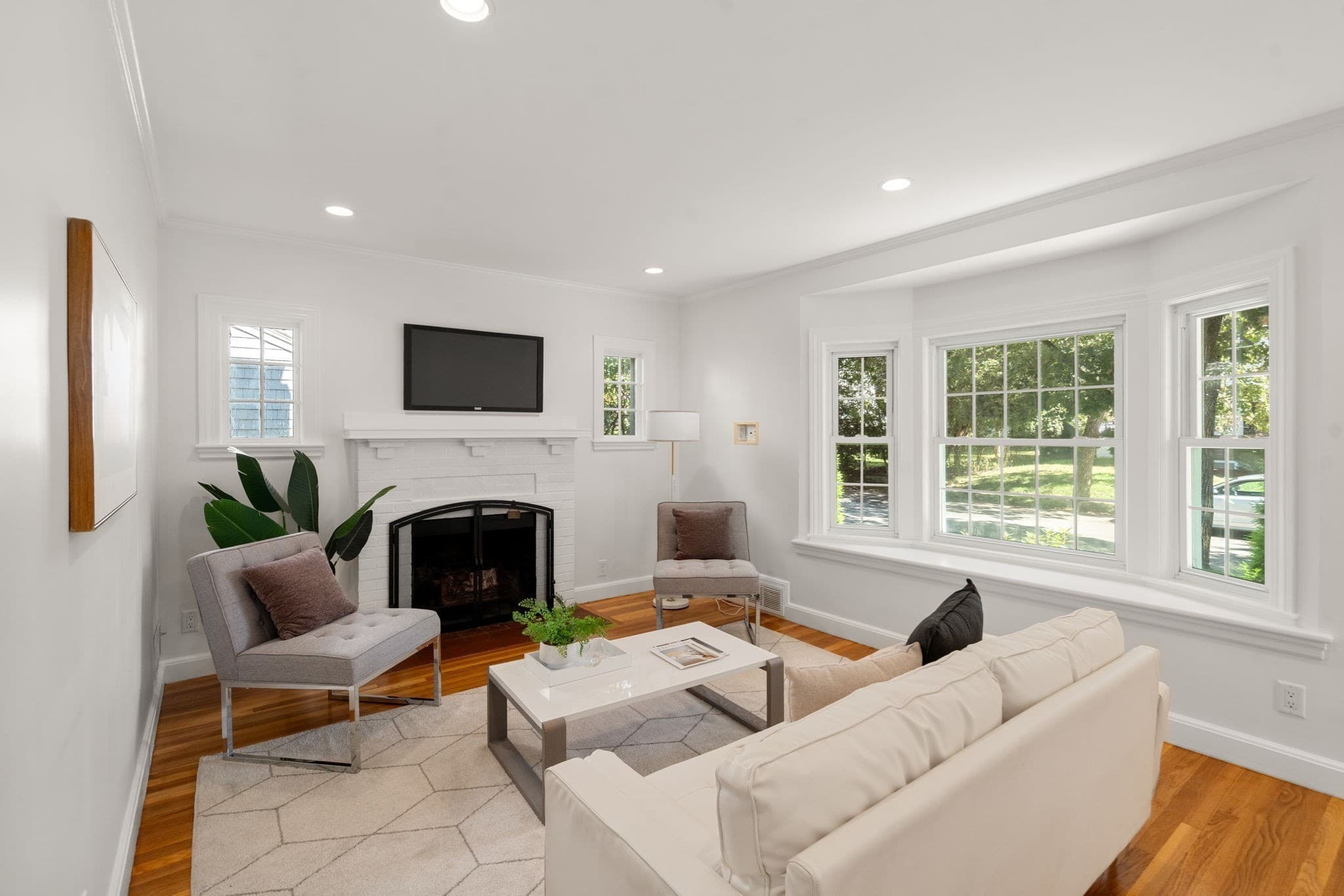 Single Family Residence at 115 Brookside Ave, Belmont MA 02478, Belmont, photo 2 of 37