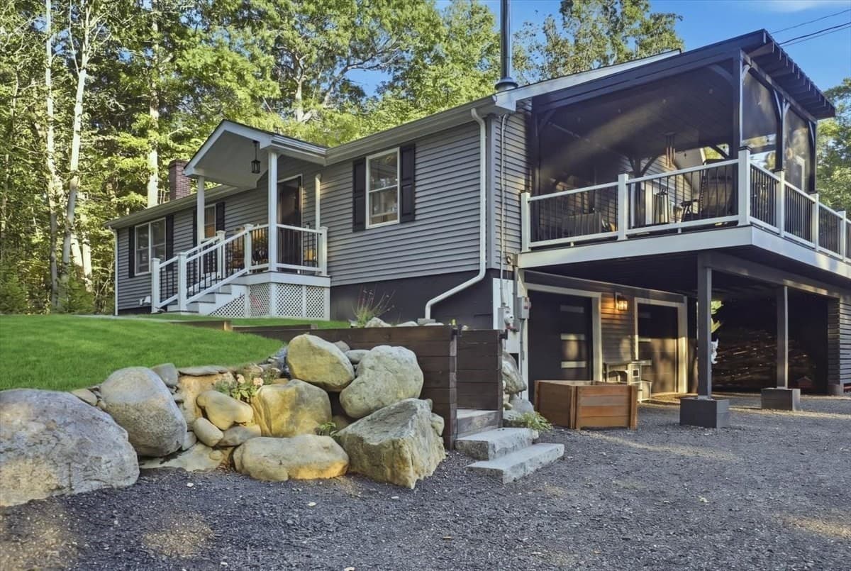 Single Family Residence at 771 Hart St, Dighton MA 02715, Dighton, photo 4 of 42