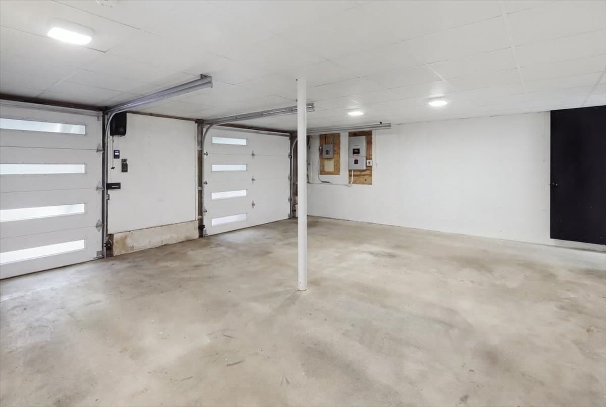 Single Family Residence at 771 Hart St, Dighton MA 02715, Dighton, photo 8 of 42