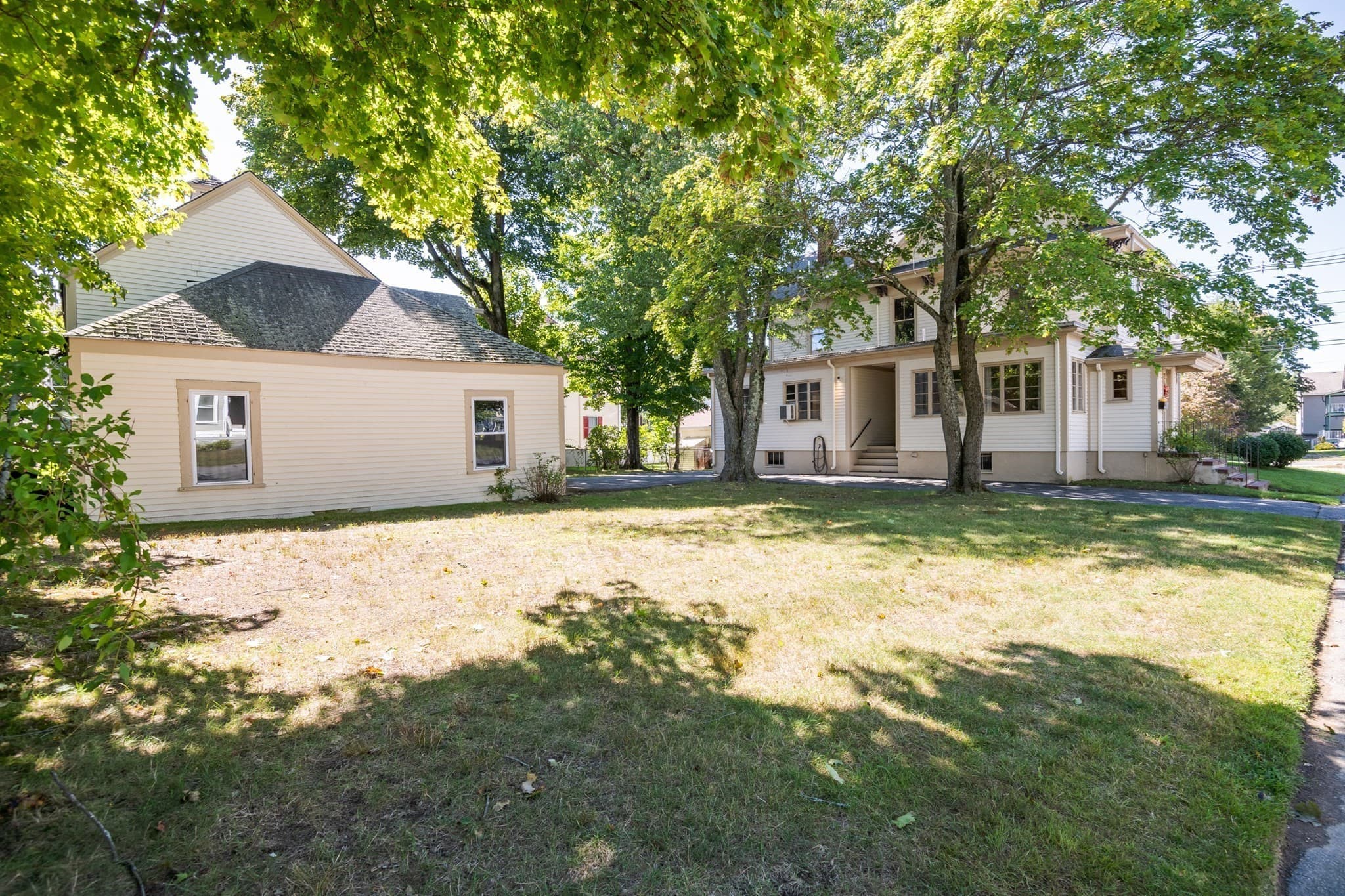 Single Family Residence at 36 Warren Street, Stoneham MA 02180, Stoneham, photo 37 of 41