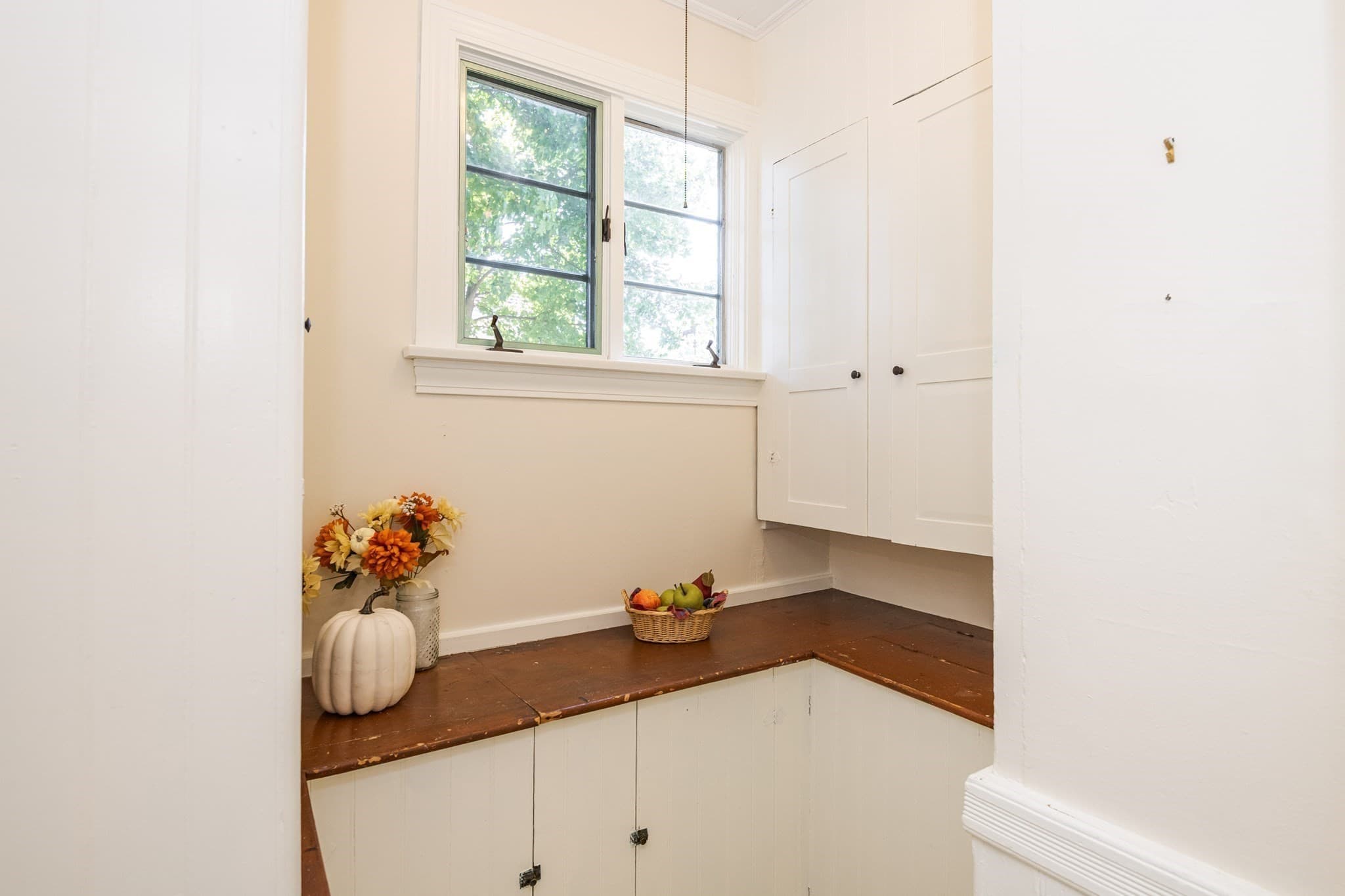 Single Family Residence at 36 Warren Street, Stoneham MA 02180, Stoneham, photo 19 of 41