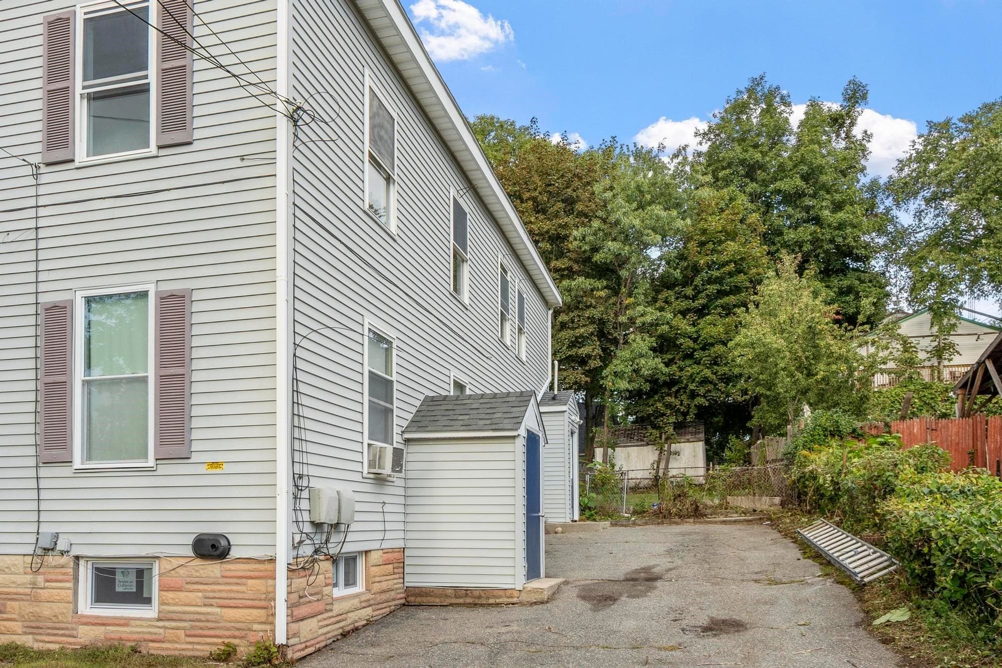 Multi Family at 23 Pinehurst Ave, Billerica MA 01821, photo 3 of 42