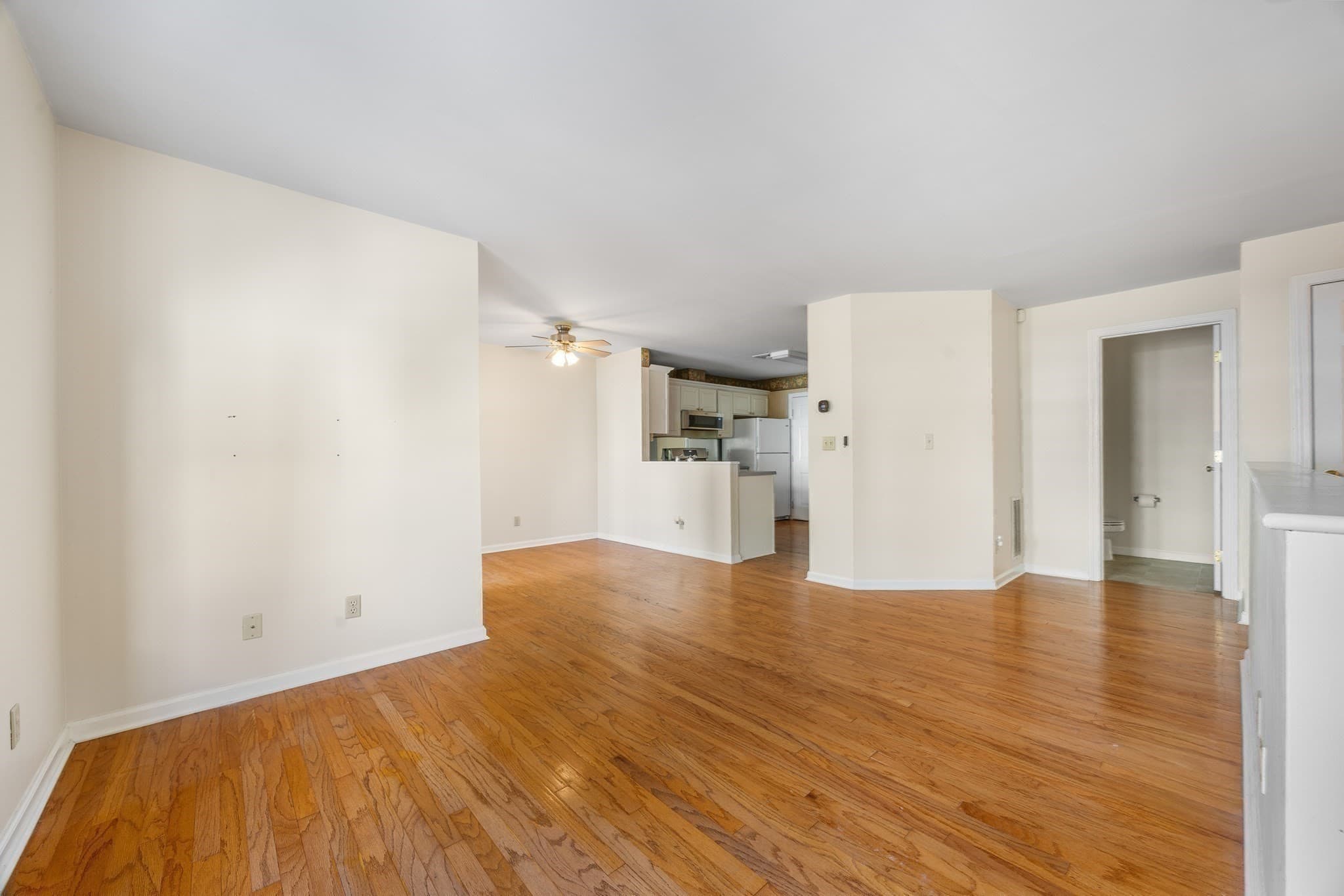 Condominium at 208 Gazebo Circle # 208, Reading MA 01867, Reading, photo 16 of 22
