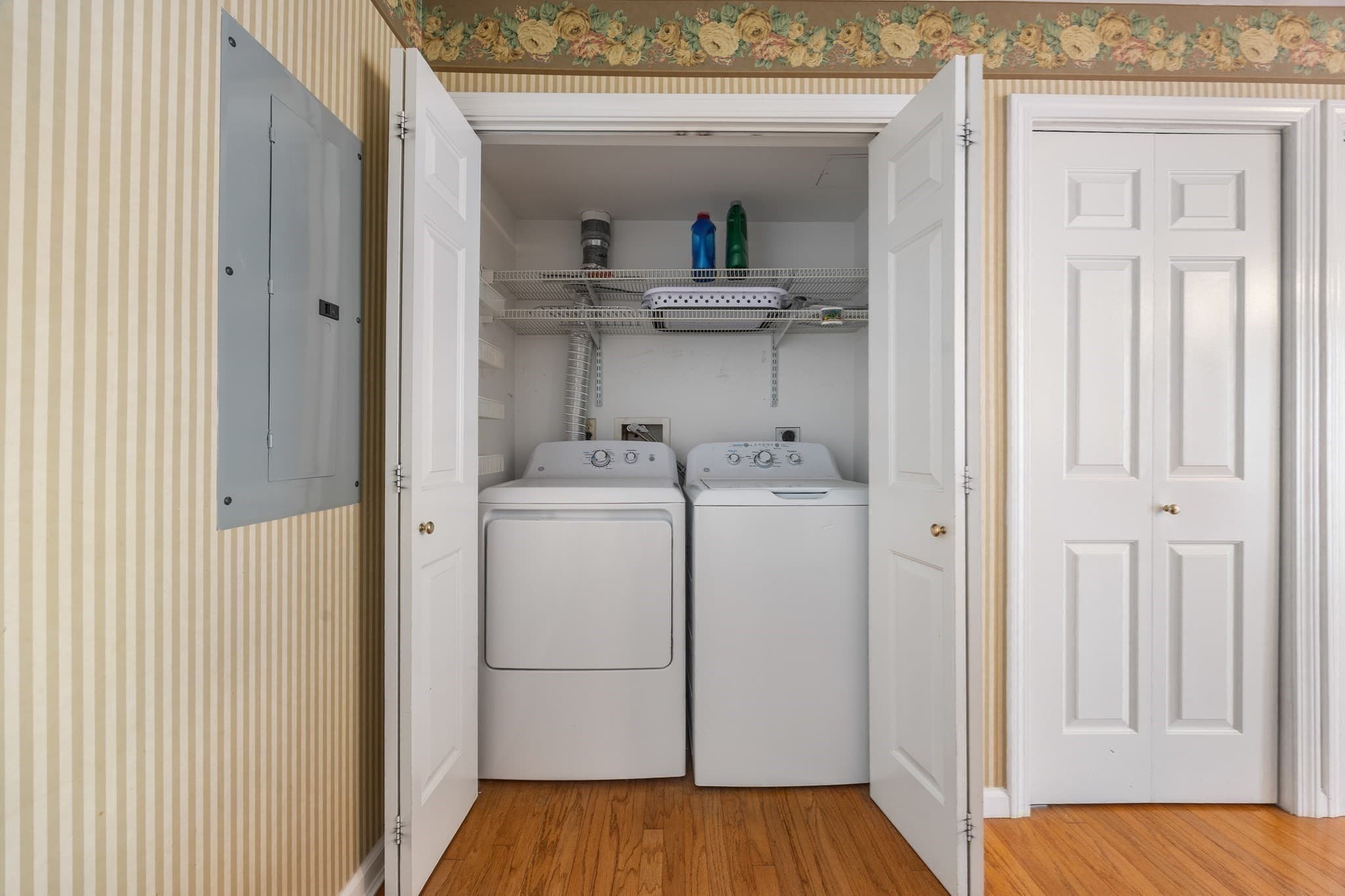 Condominium at 208 Gazebo Circle # 208, Reading MA 01867, Reading, photo 11 of 22