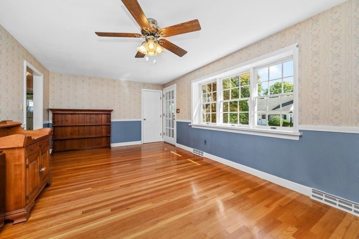 Single Family Residence at 78 Spring View Dr, Lynn MA 01904, Lynn, photo 9 of 24