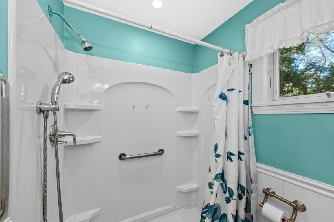 Single Family Residence at 78 Spring View Dr, Lynn MA 01904, Lynn, photo 14 of 24