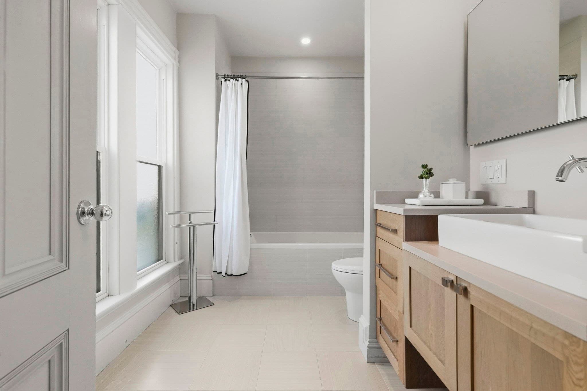 Condominium at 201 Savin Hill Ave # 2, Boston MA 02125, Boston, photo 13 of 30