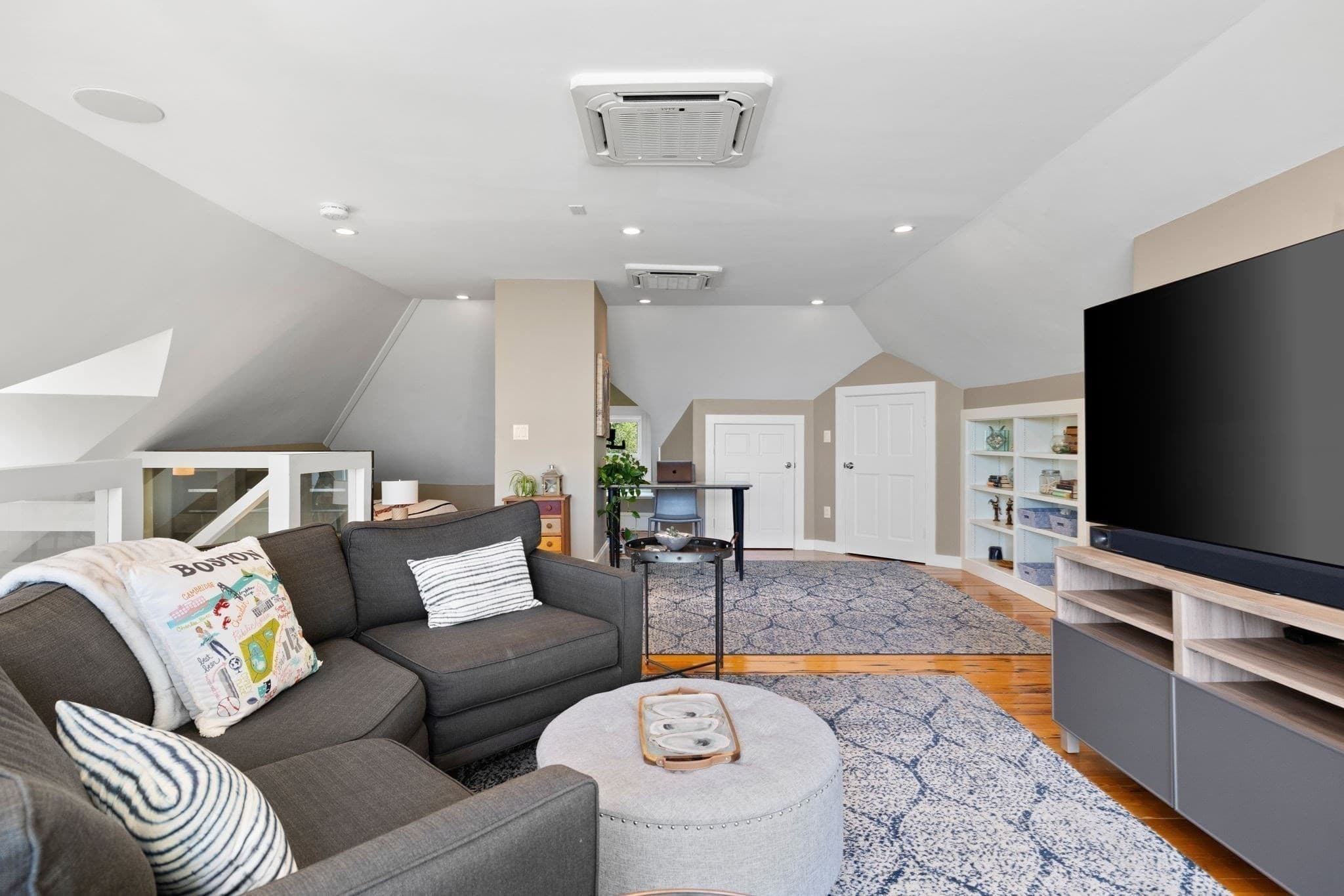 Condominium at 201 Savin Hill Ave # 2, Boston MA 02125, Boston, photo 18 of 30