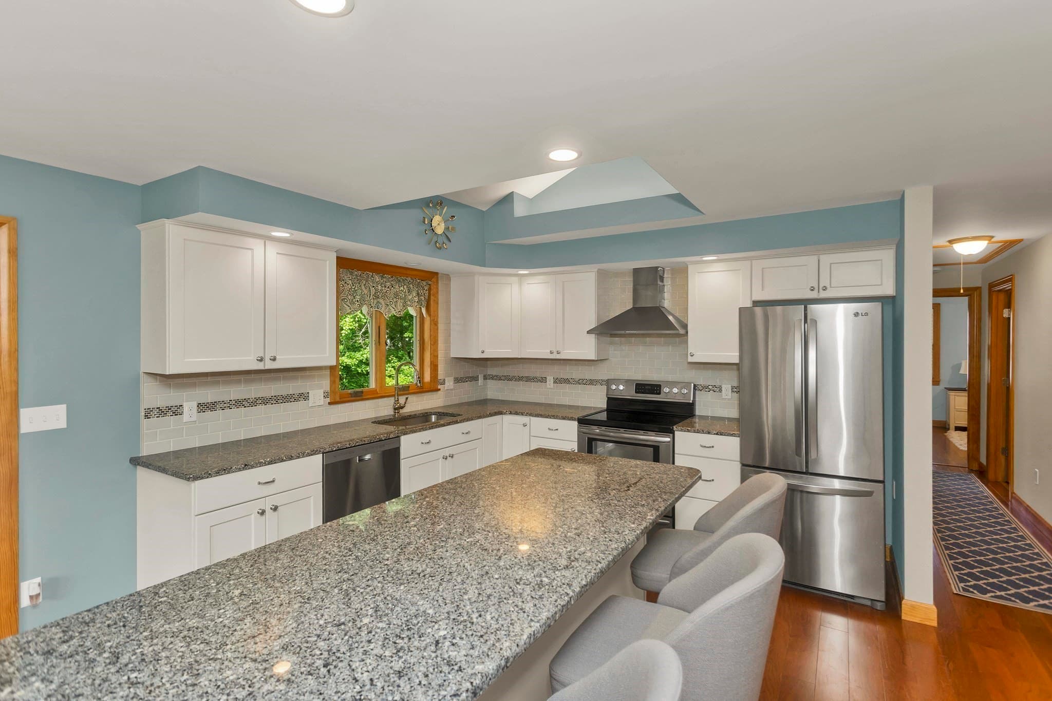 Single Family Residence at 5 Tamarack Ln, Agawam MA 01030, Agawam, photo 17 of 41