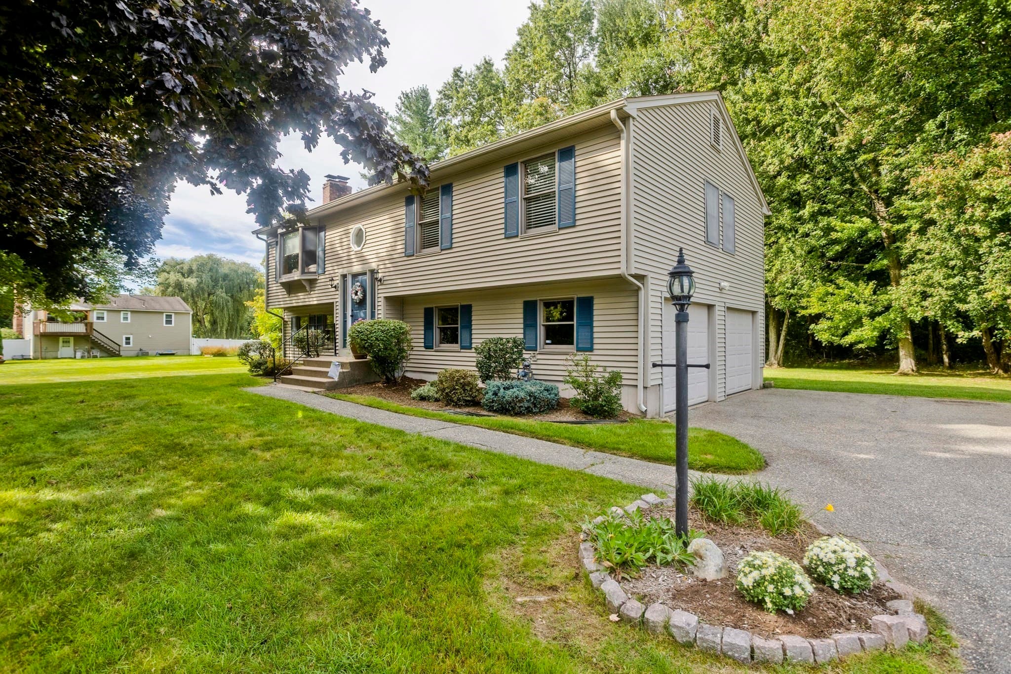 Single Family Residence at 5 Tamarack Ln, Agawam MA 01030, Agawam, photo 3 of 41