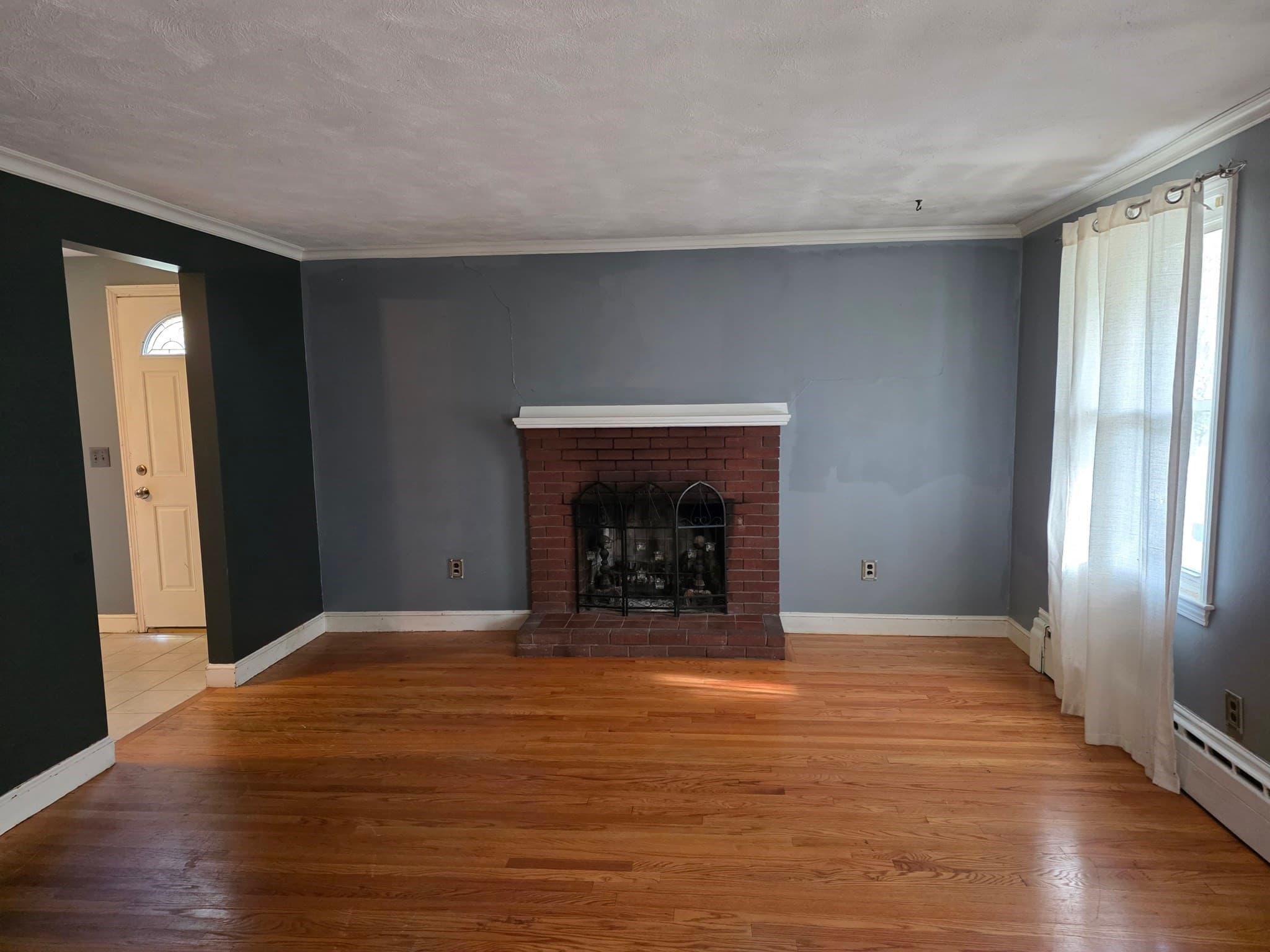 Single Family Residence at 162 Winter St, Wrentham MA 02093, Wrentham, photo 2 of 17