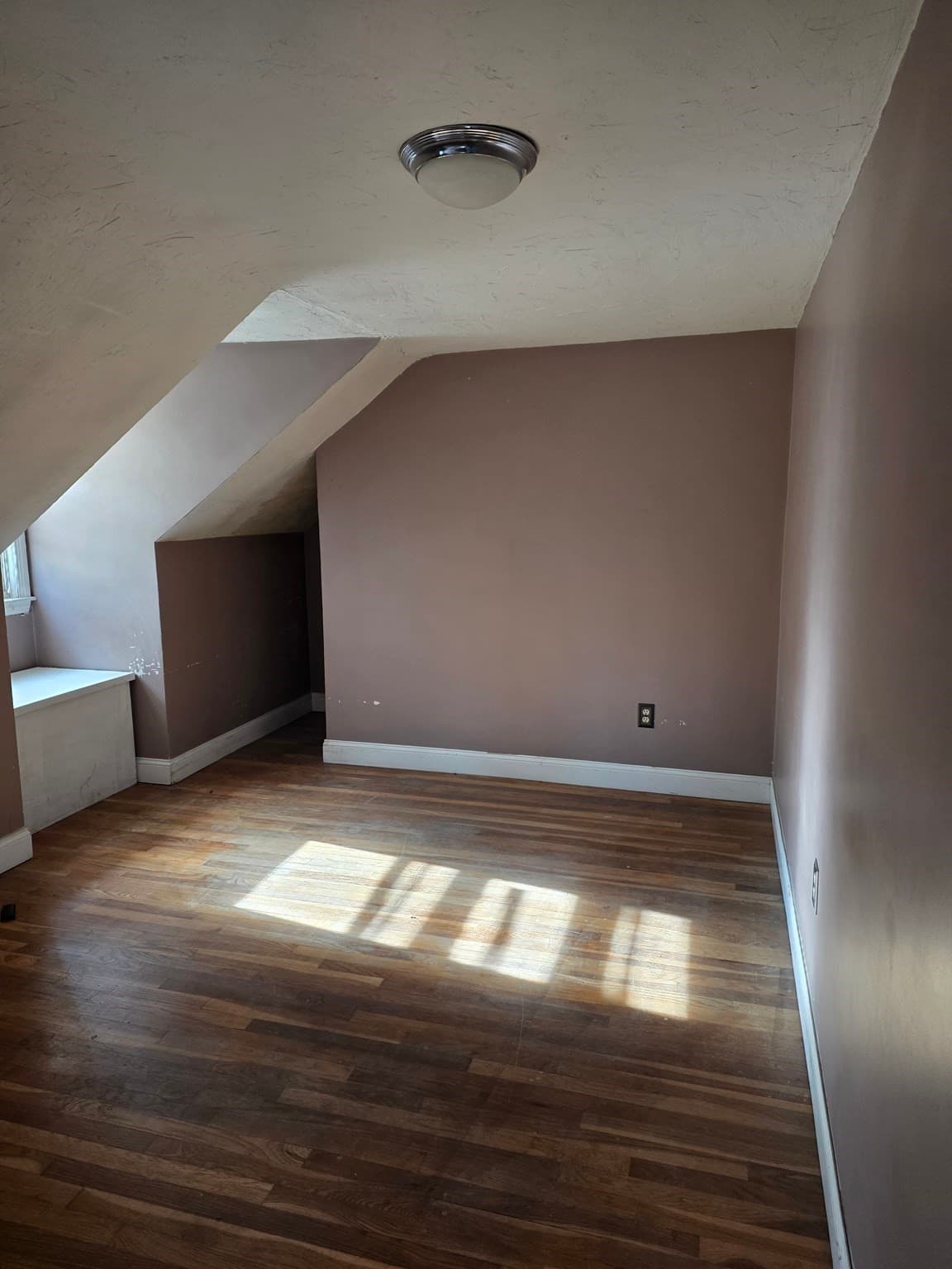 Single Family Residence at 162 Winter St, Wrentham MA 02093, Wrentham, photo 12 of 17