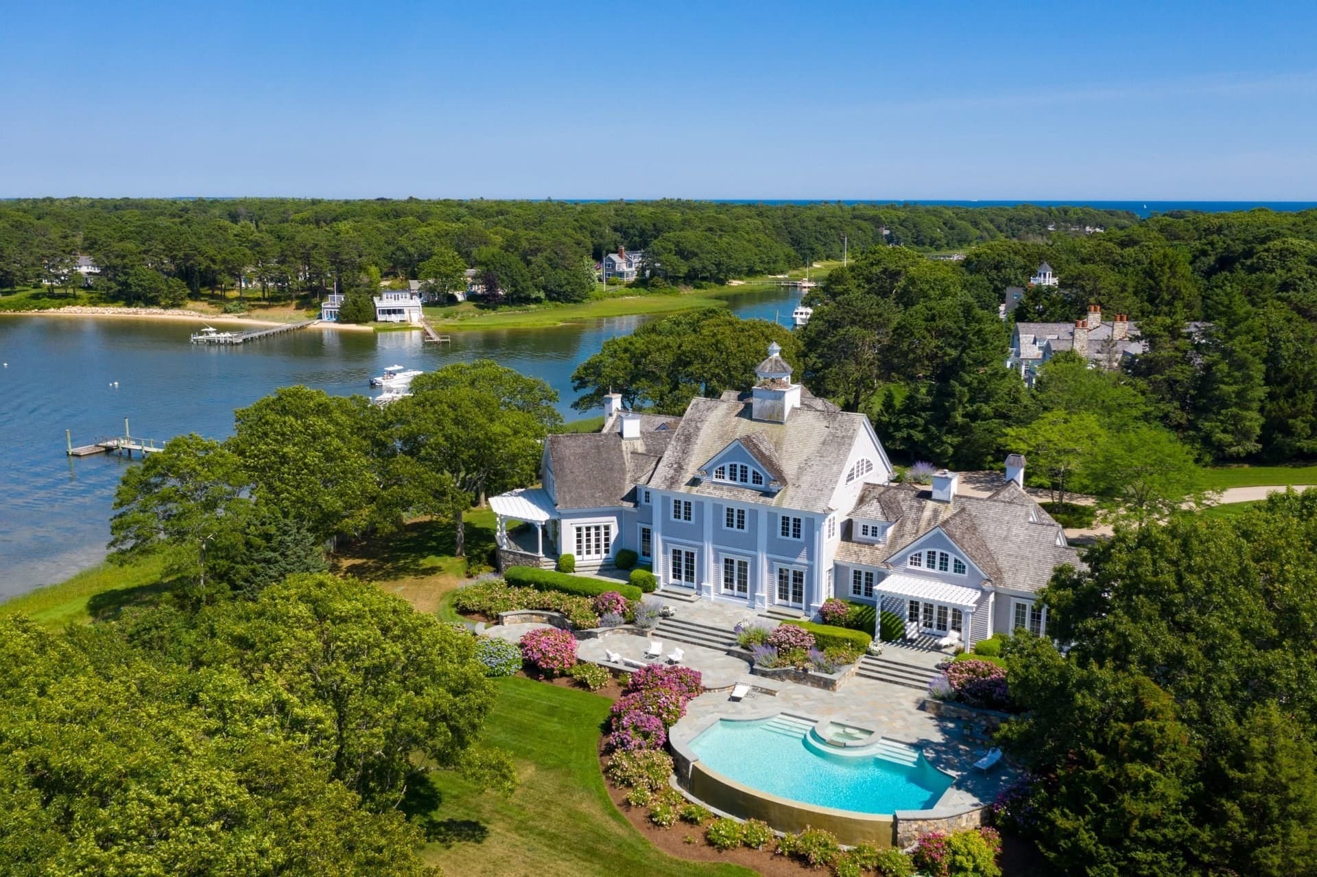 Single Family Residence at 204 Garrison Lane, Barnstable MA 02655, Barnstable, photo 3 of 28