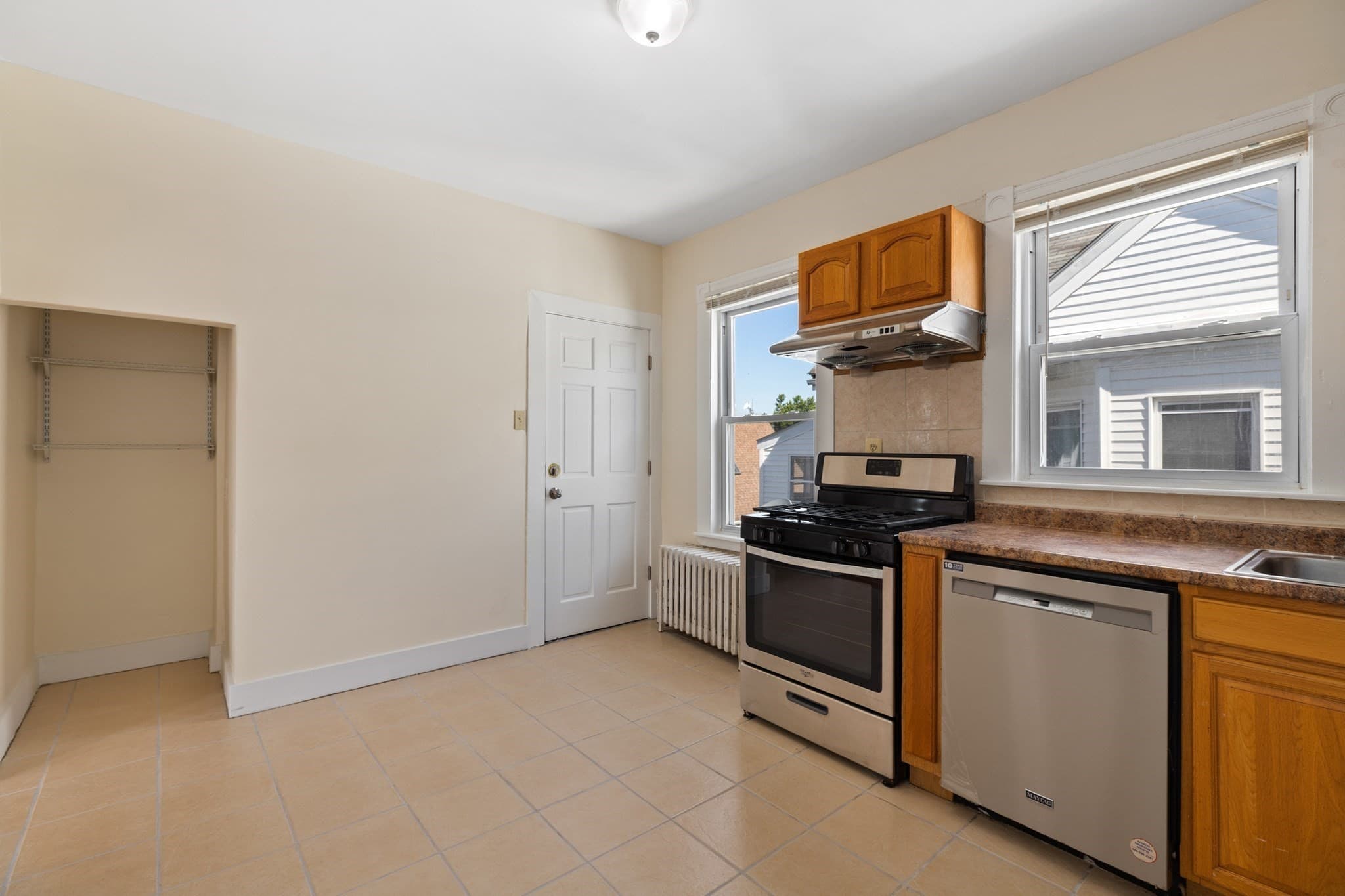 3 Family at 110 Murdock St, Boston MA 02135, Boston, photo 10 of 31