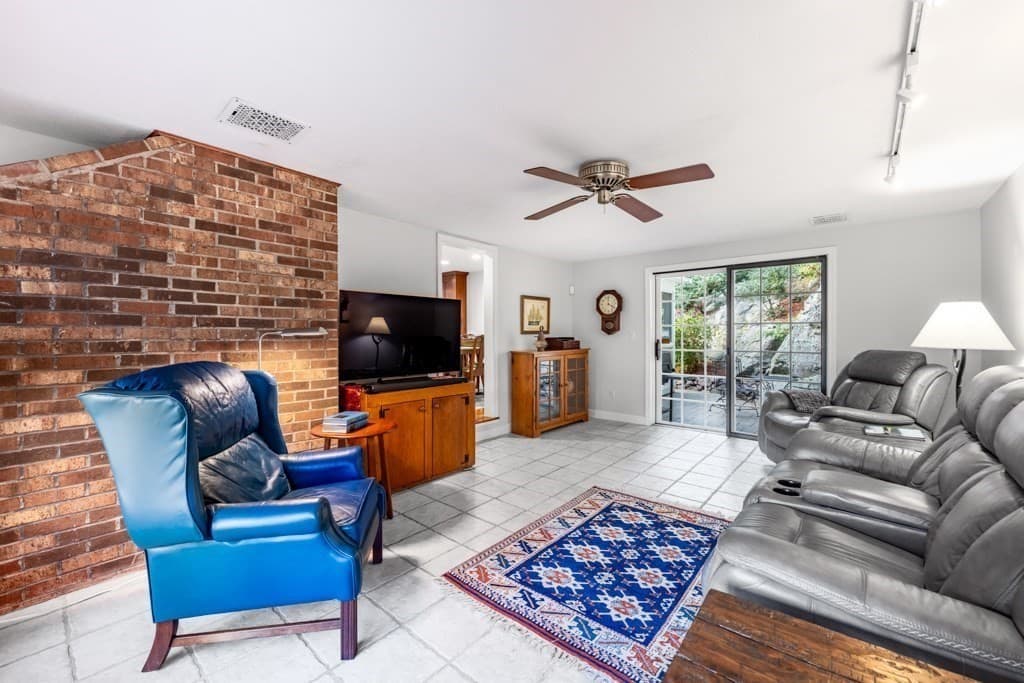 Single Family Residence at 2 Rosemary Ave, Wakefield MA 01880, Wakefield, photo 17 of 42