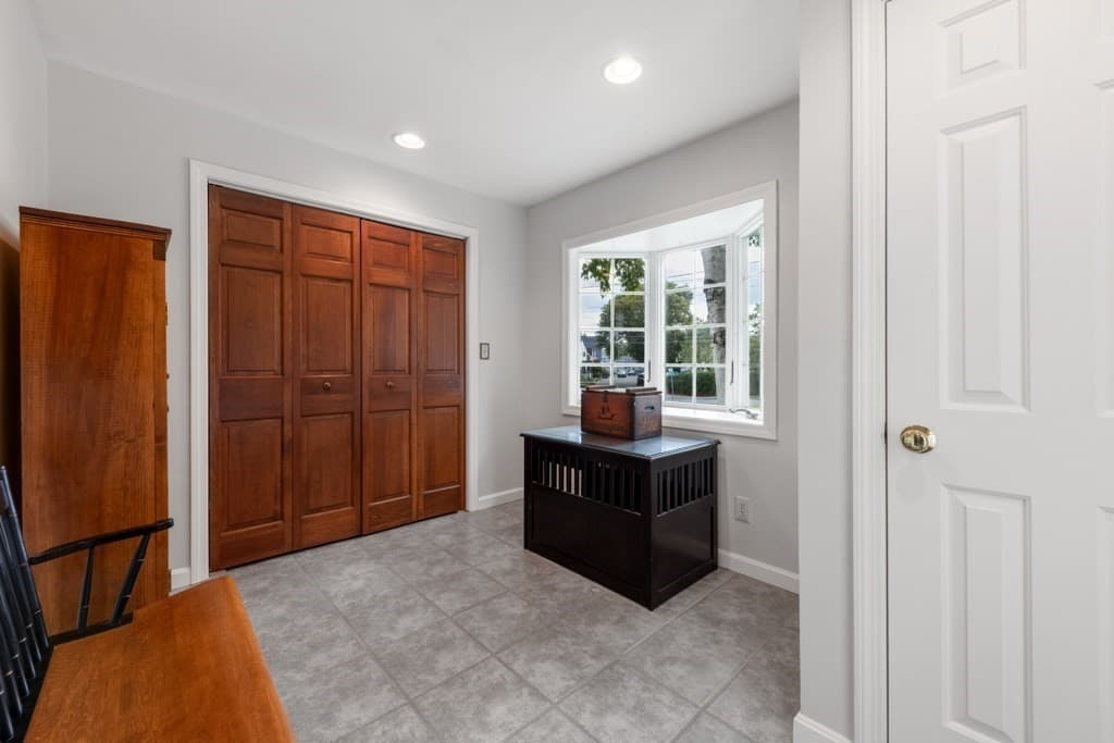 Single Family Residence at 2 Rosemary Ave, Wakefield MA 01880, Wakefield, photo 31 of 42