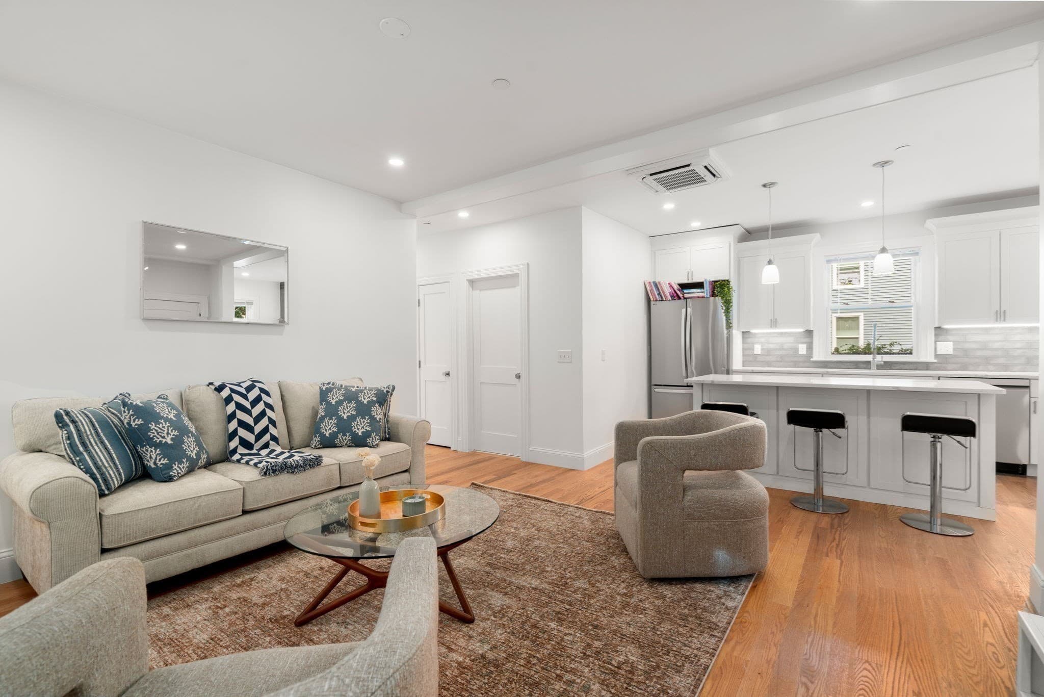Condominium at 8 Brookside Ave # 1, Boston MA 02130, Boston, photo 5 of 14