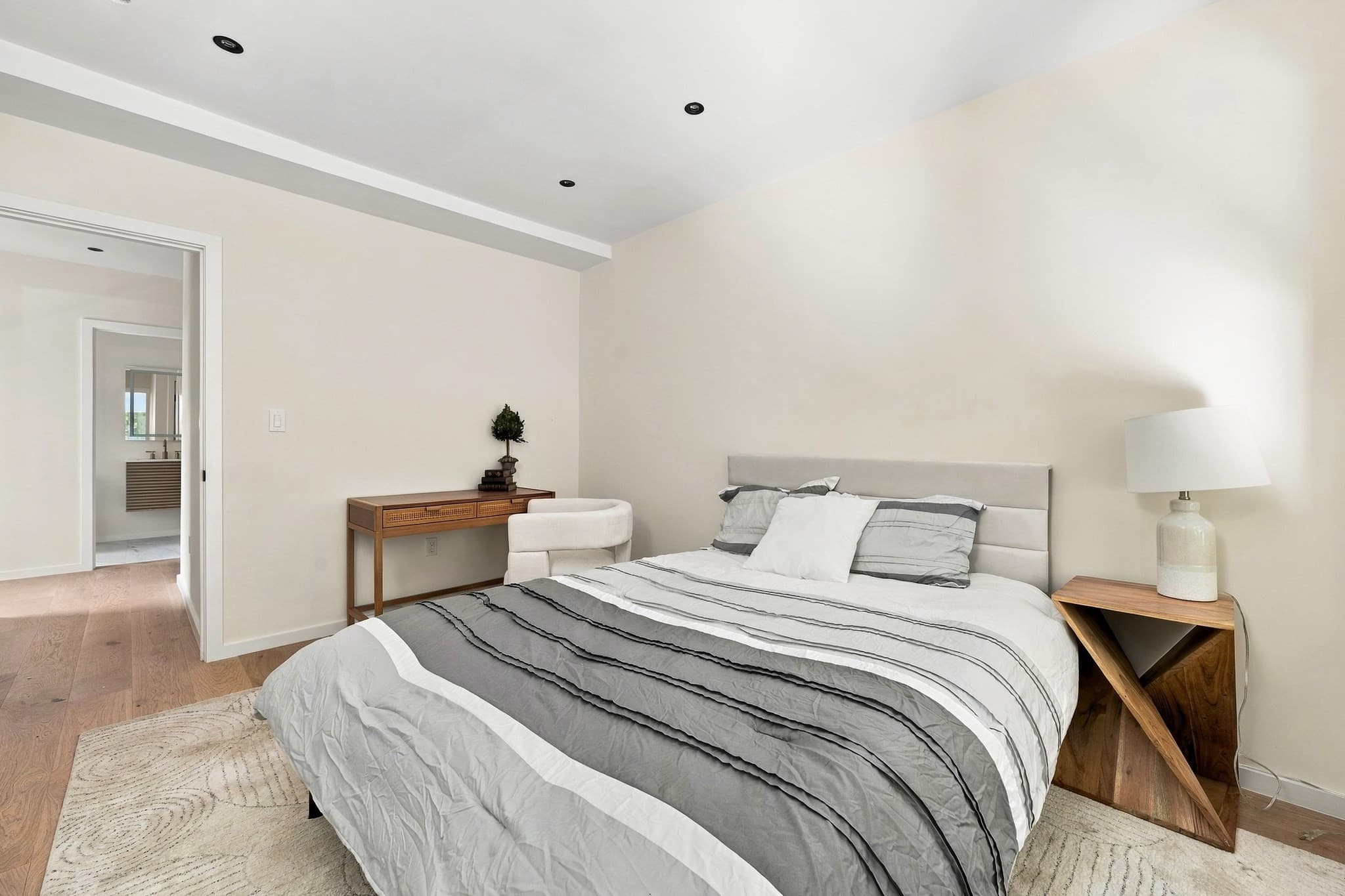 Condominium at 455-457 Summer St # 1, Arlington MA 02474, Arlington, photo 11 of 16
