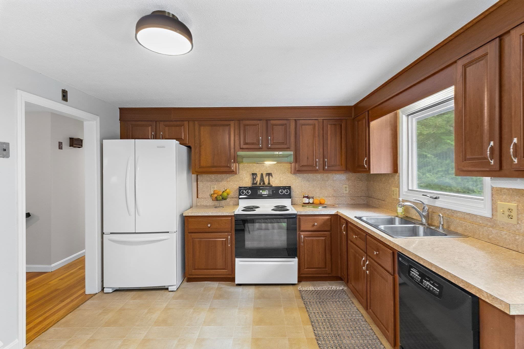 Single Family Residence at 6 Conant Street, Acton MA 01720, Acton, photo 10 of 23
