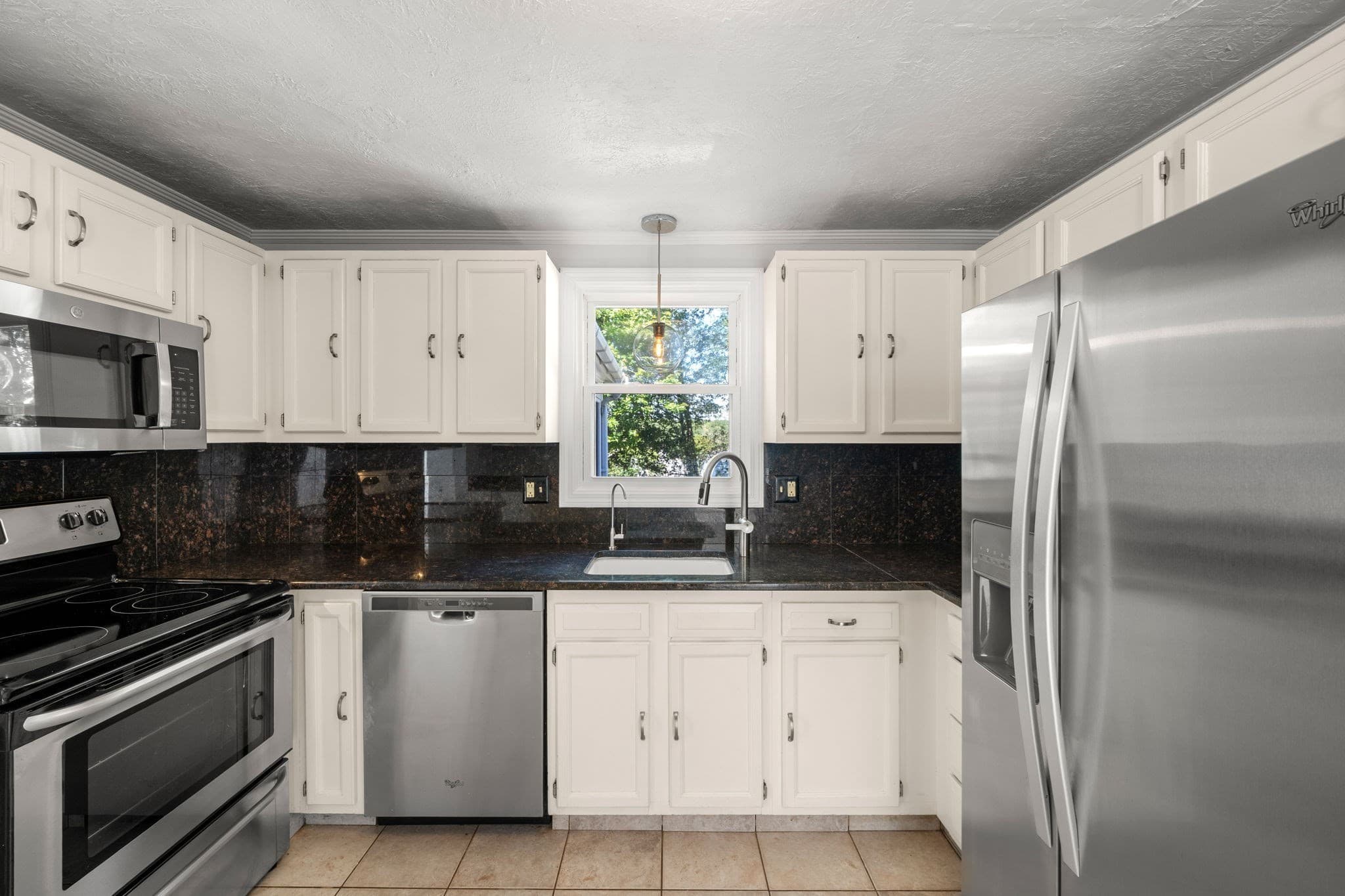 Single Family Residence at 16 Horne Ave, Medford MA 02155, Medford, photo 6 of 42