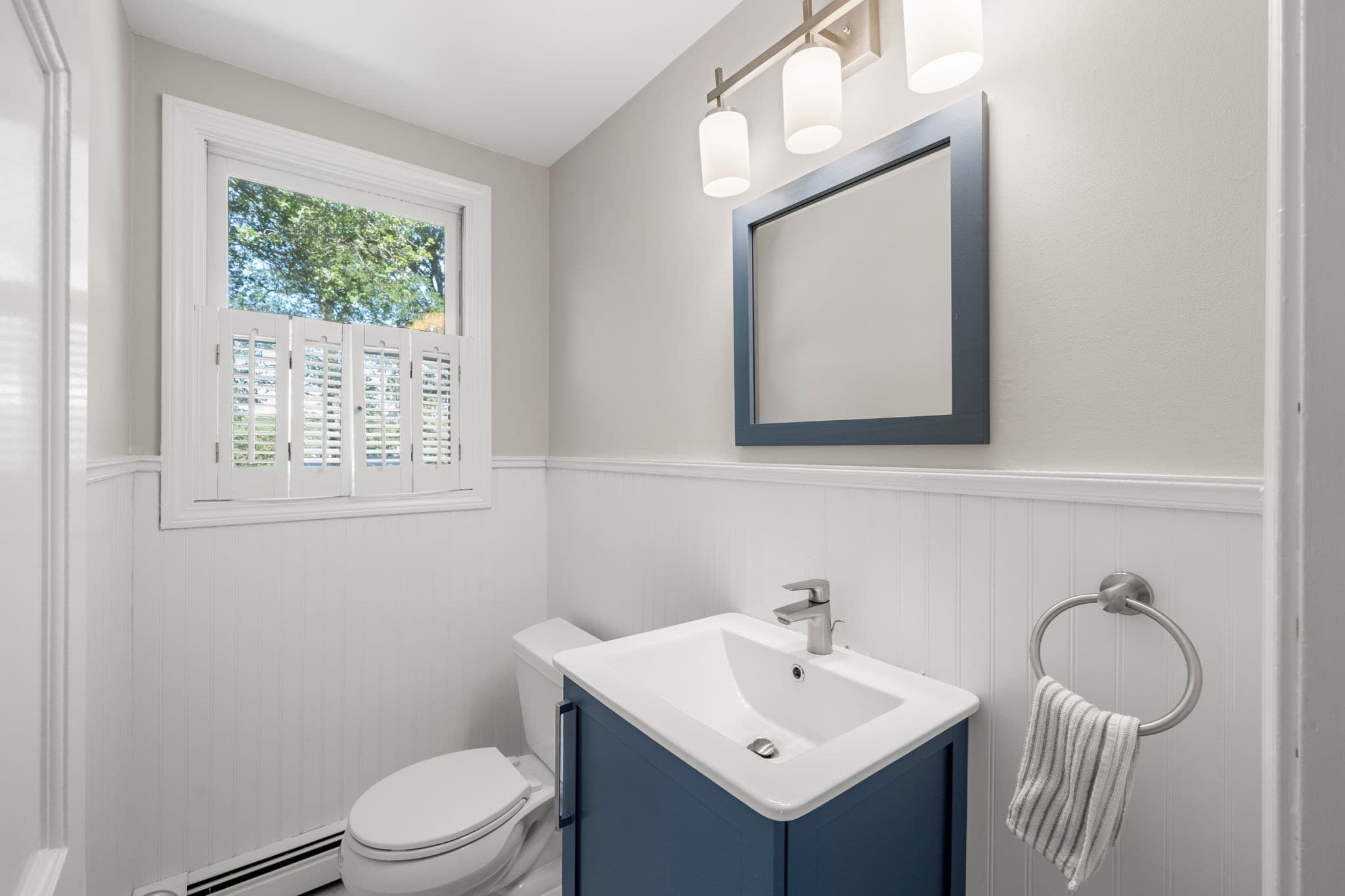 Single Family Residence at 16 Horne Ave, Medford MA 02155, Medford, photo 13 of 42