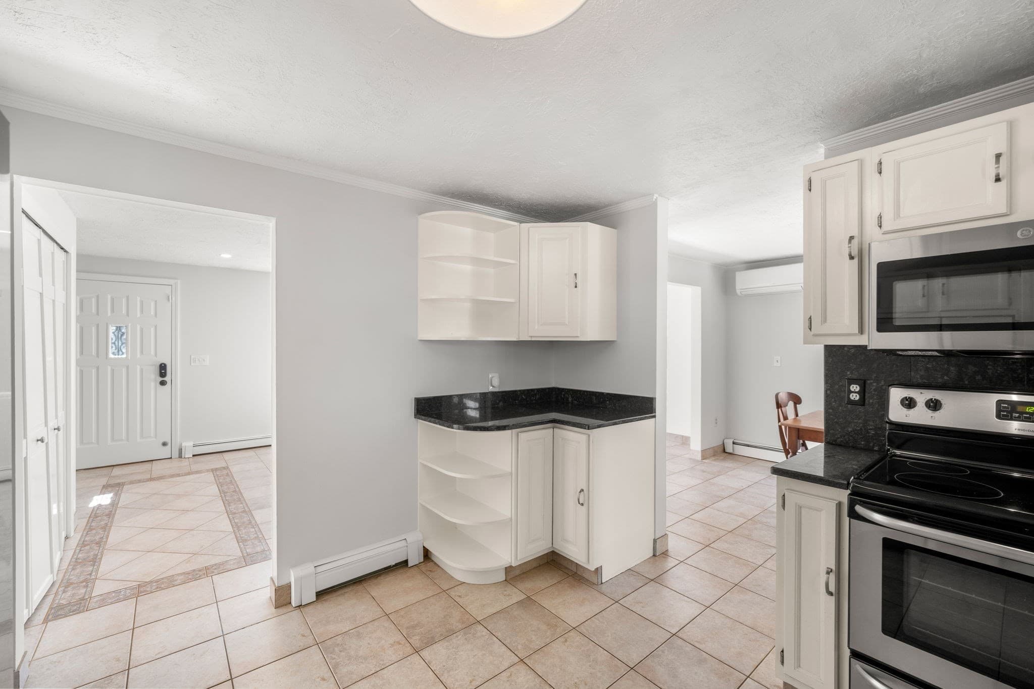 Single Family Residence at 16 Horne Ave, Medford MA 02155, Medford, photo 4 of 42