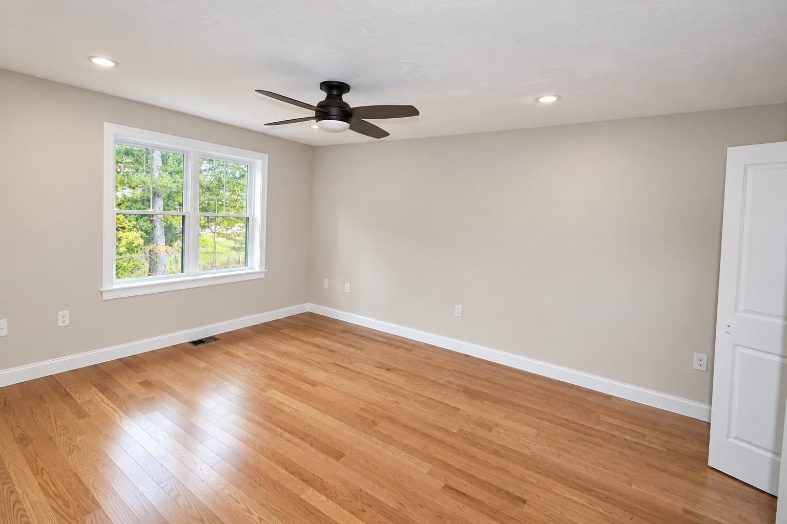 Condominium at 13 Northville Village # 13, Whitman MA 02382, Whitman, photo 12 of 21