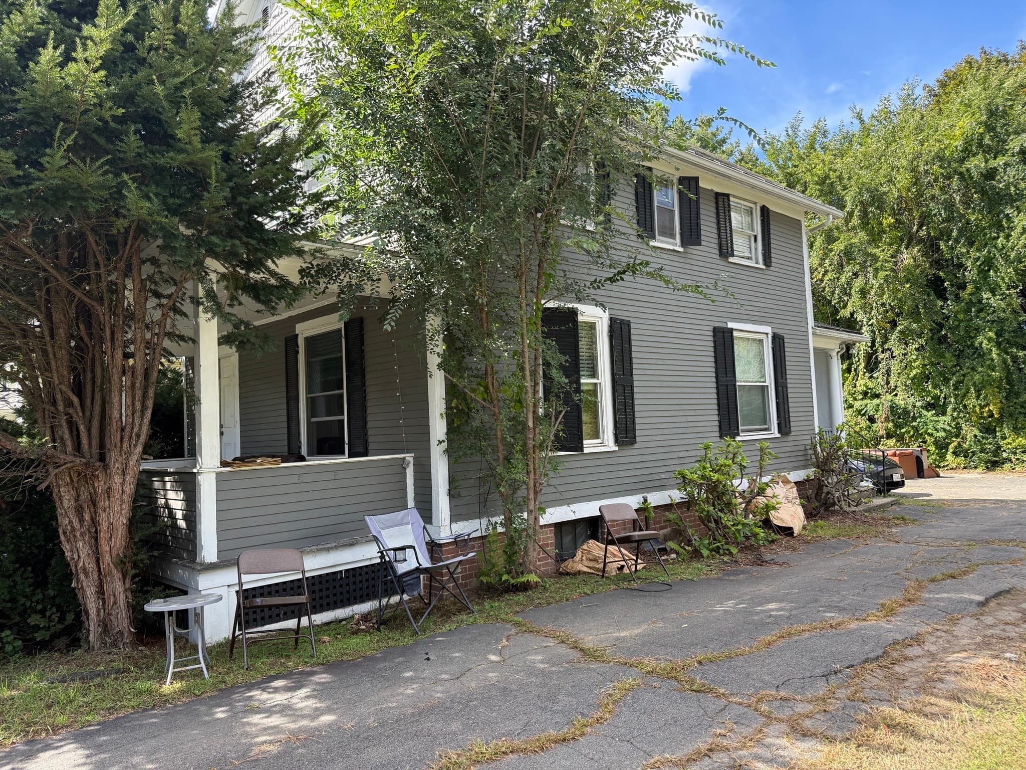 Single Family Residence at 221 Northampton Rd, Amherst MA 01002, Amherst, photo 2 of 14