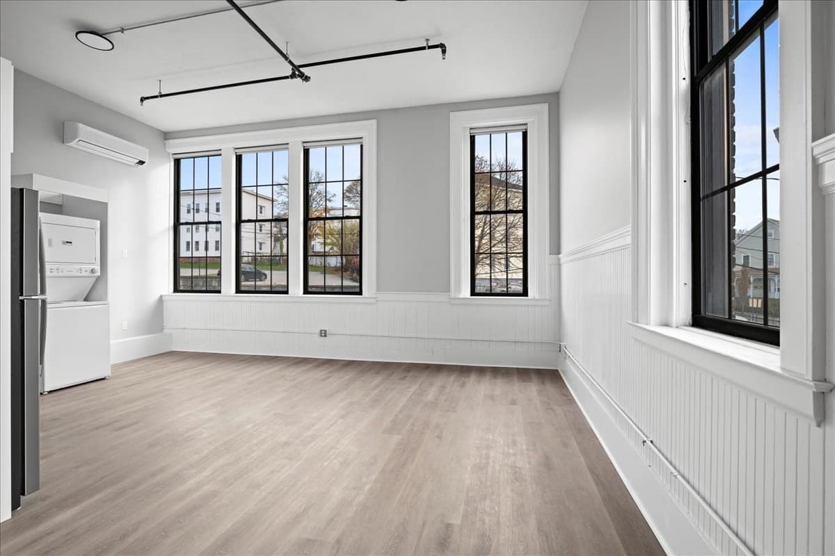 Commercial Sale at 22 Waverly St, Worcester MA 01604, Worcester, photo 18 of 40