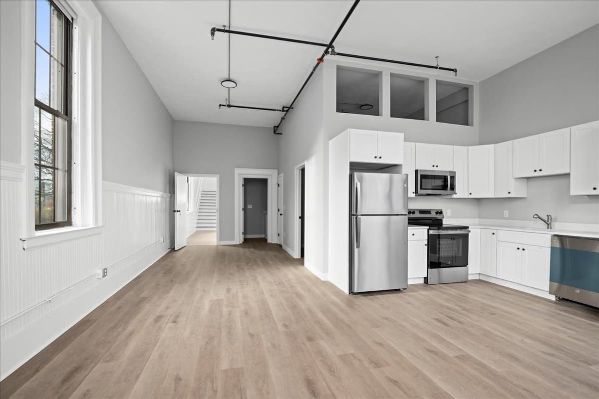 Commercial Sale at 22 Waverly St, Worcester MA 01604, Worcester, photo 15 of 40